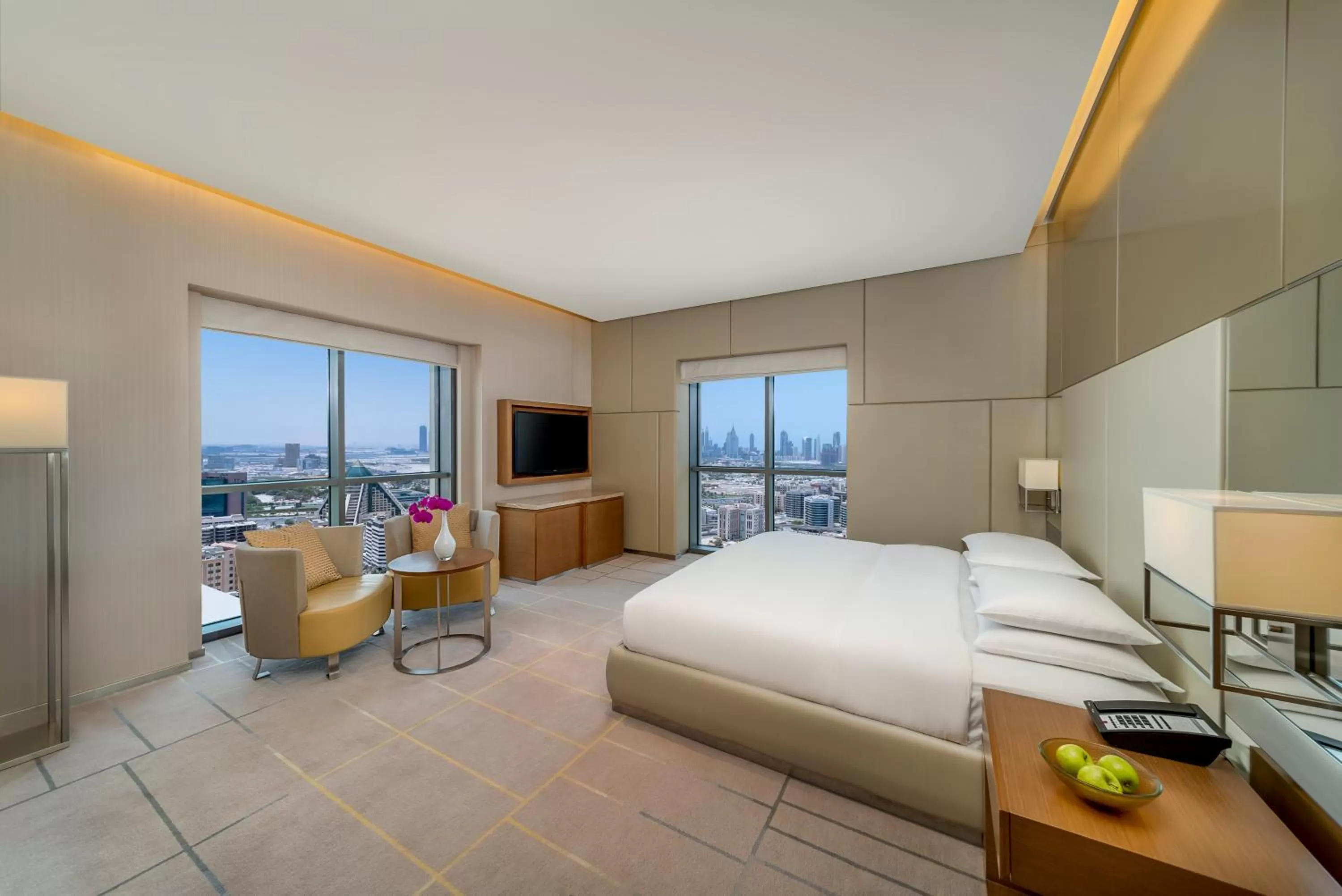 View (from property/room), Bed in Hyatt Regency Dubai Creek Heights