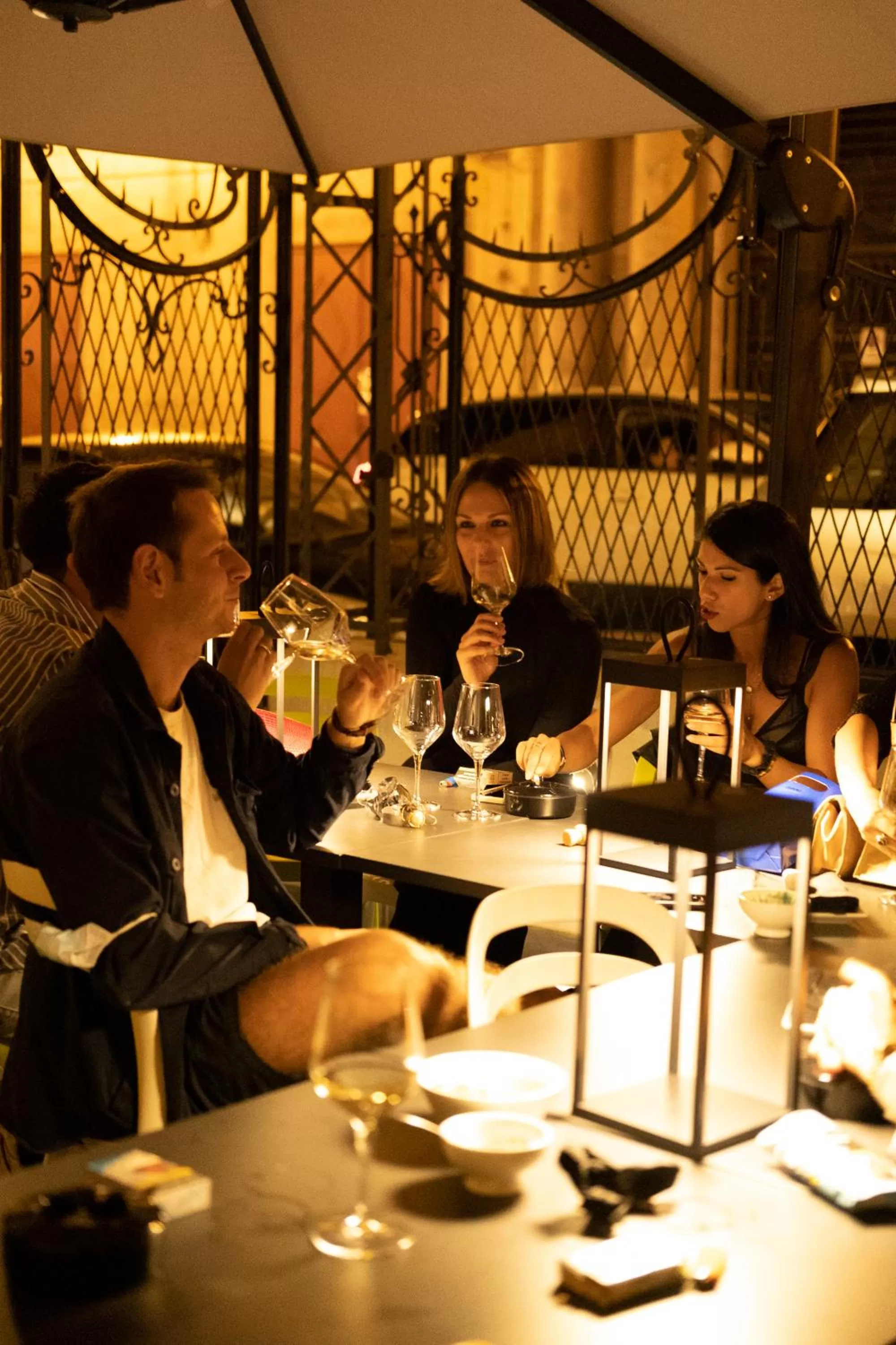 Restaurant/places to eat in Albergo Centrale