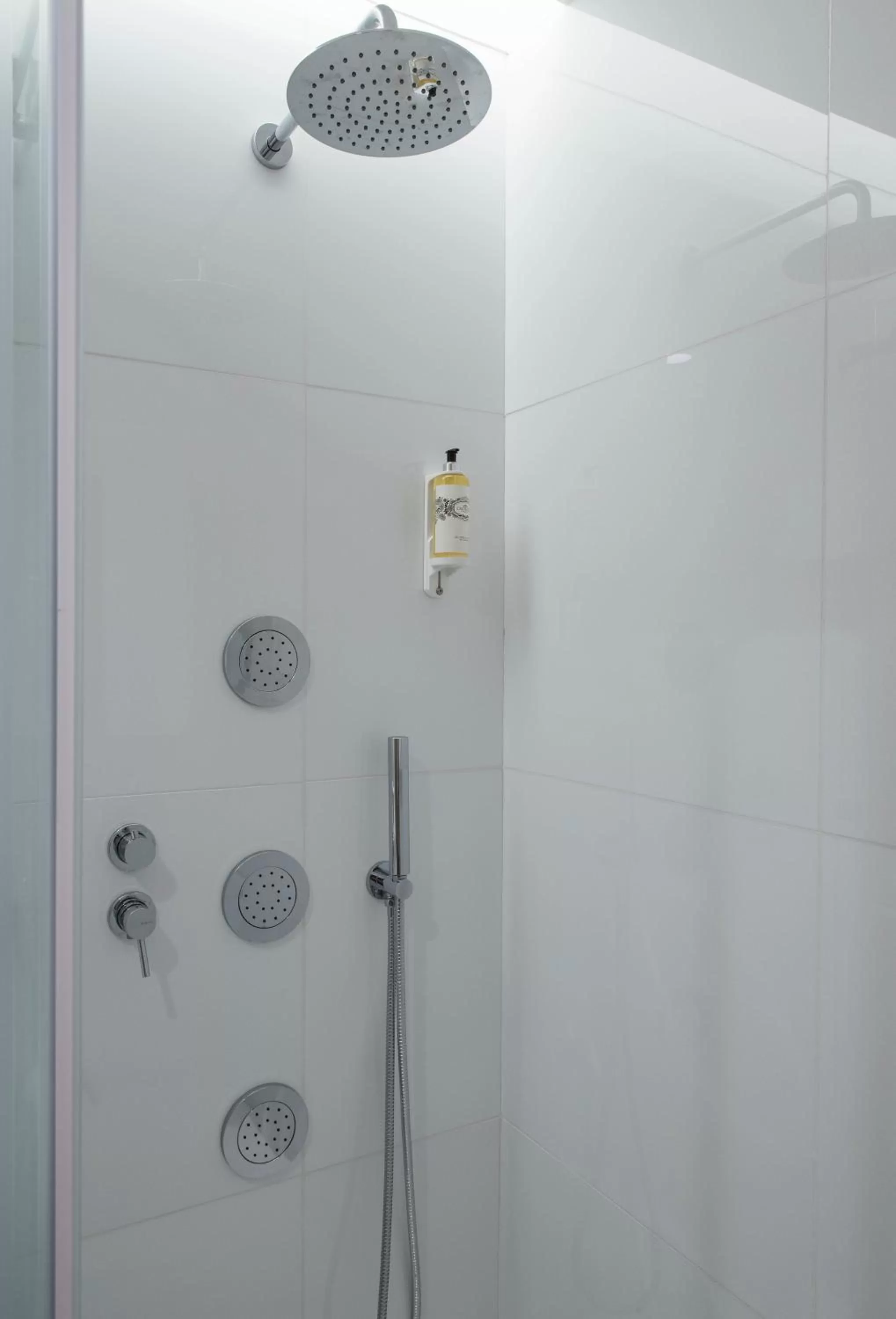 Shower in Aroeira Lisbon Hotel - Sea & Golf