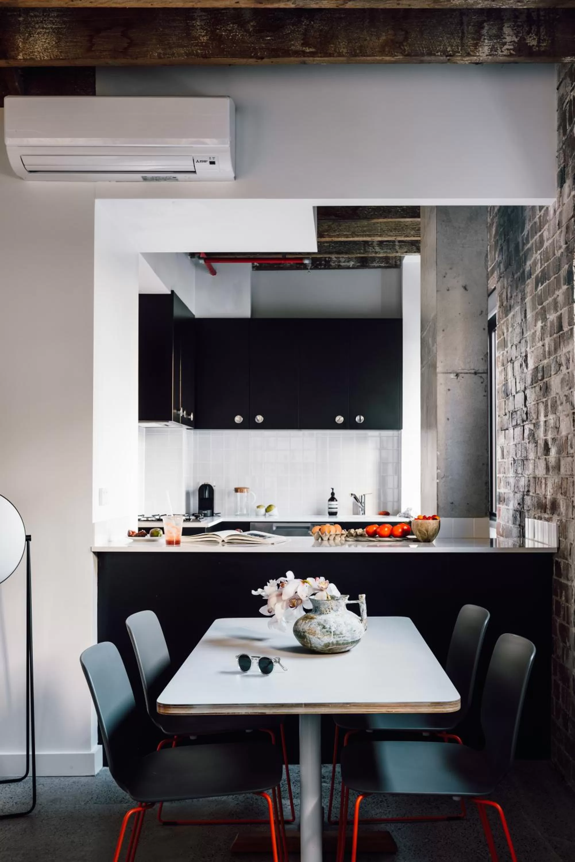 Kitchen or kitchenette in Veriu Broadway