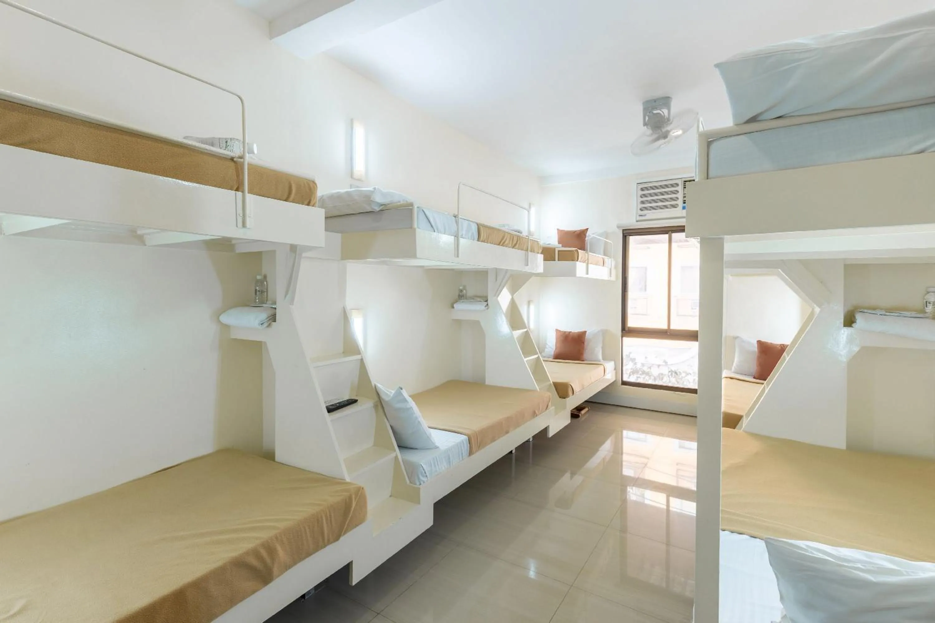 bunk bed, Bed in Selah Garden Hotel Manila