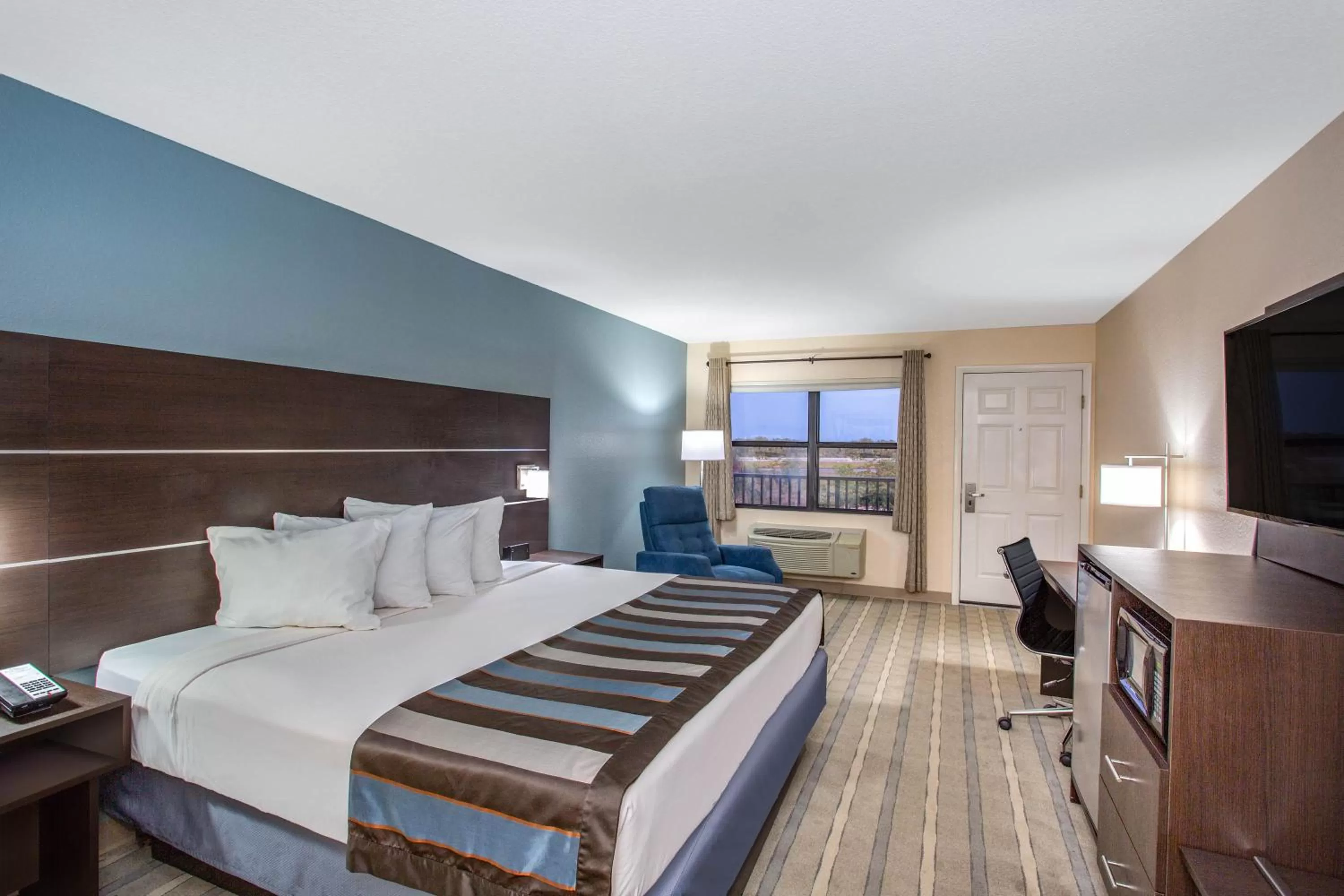 Bed in Baymont by Wyndham Punta Gorda/Port Charlotte