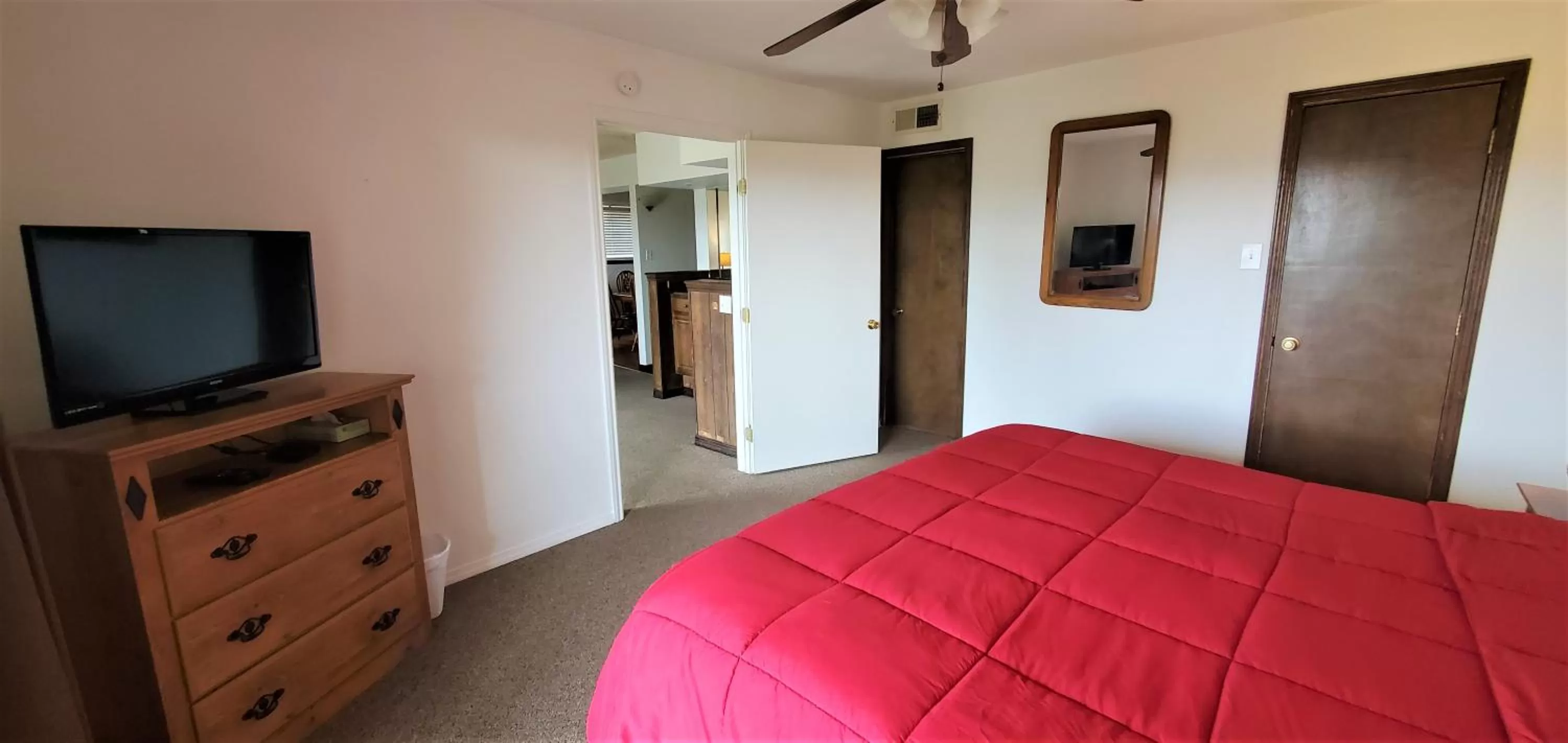 Bed in High Sierra Condominiums