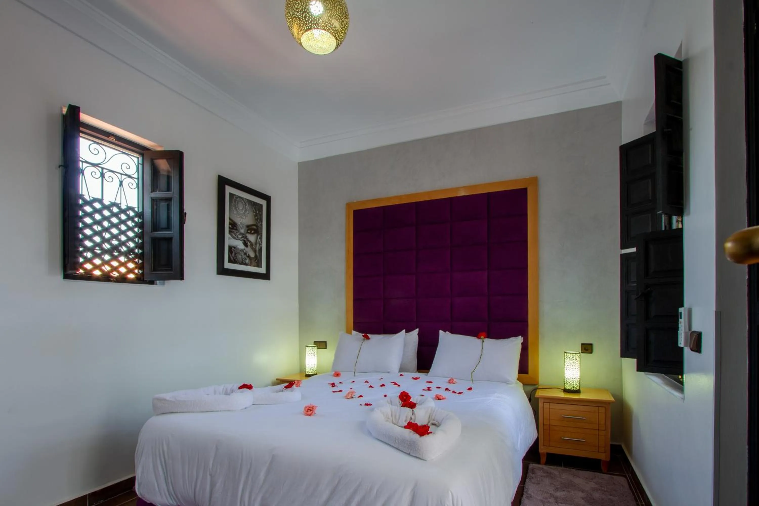 Bedroom, Bed in Ryad Amiran & Spa