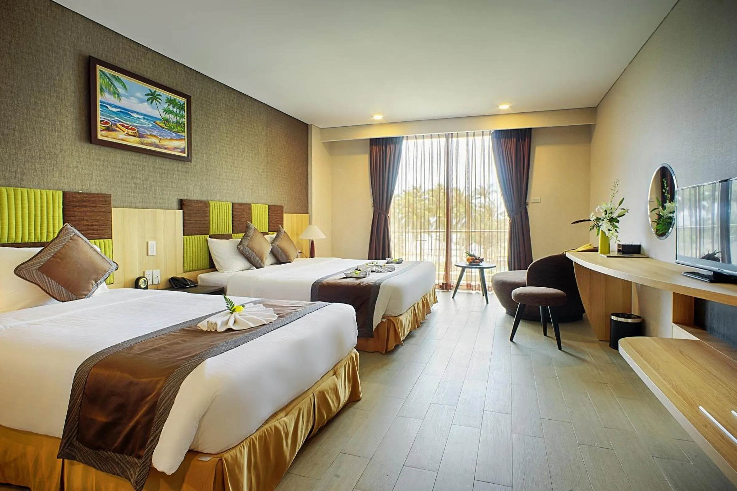 Breakfast, Bed in Muong Thanh Holiday Muine Hotel