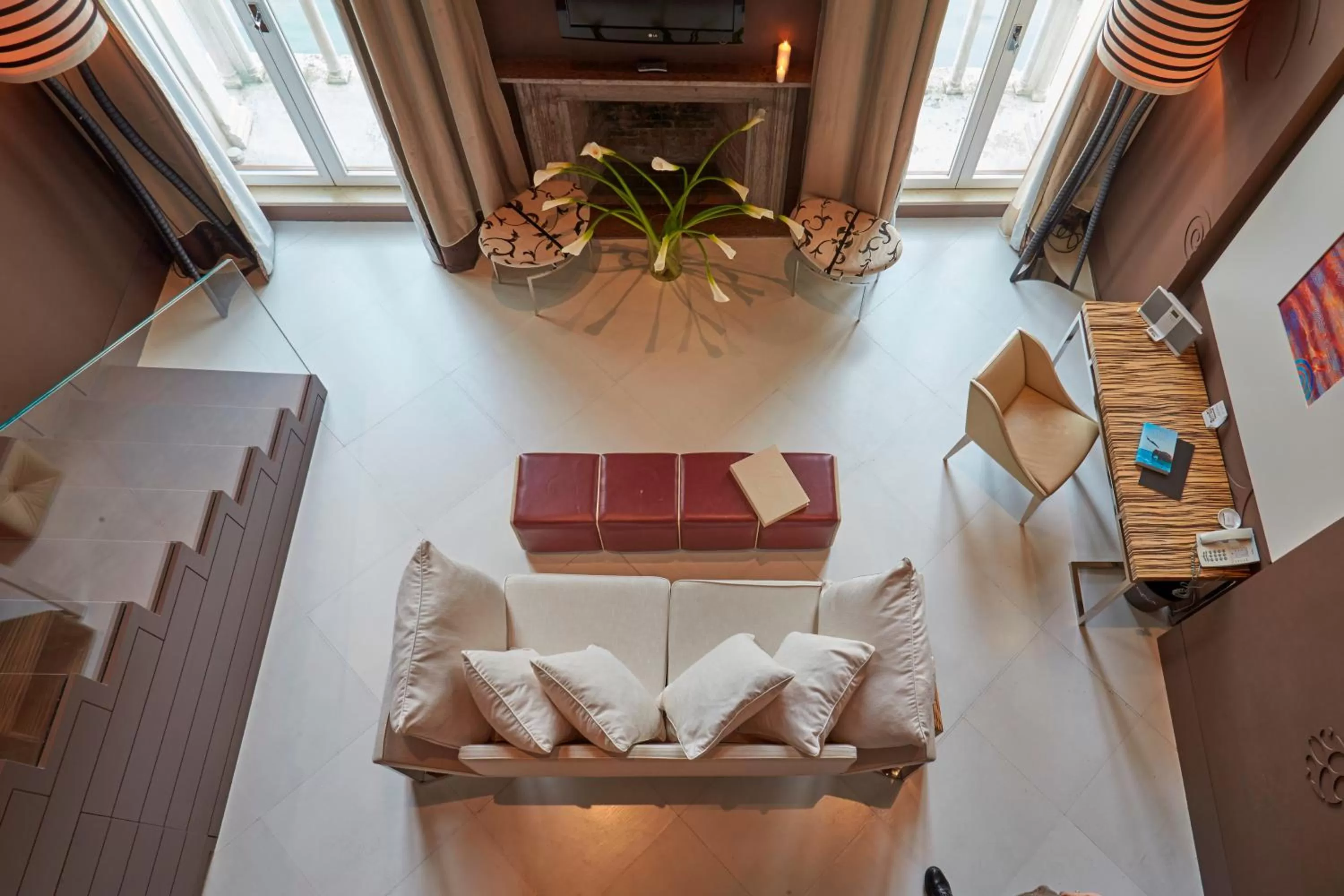 Living room in Sina Centurion Palace