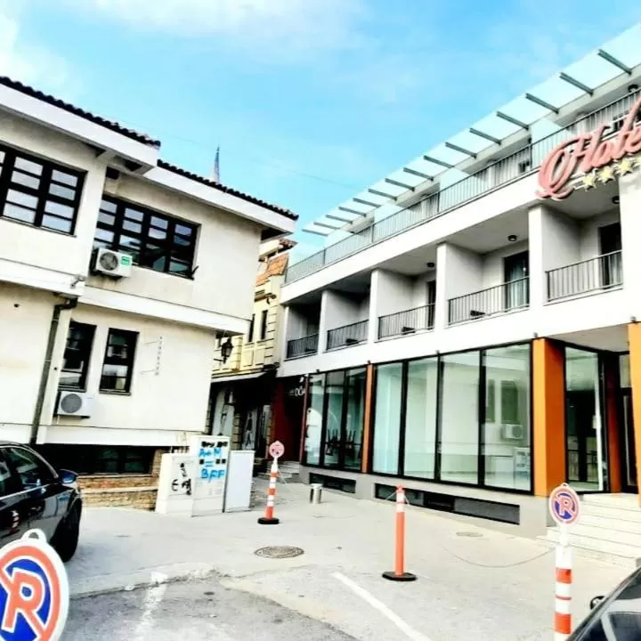 Facade/entrance, Property Building in Hotel DOA