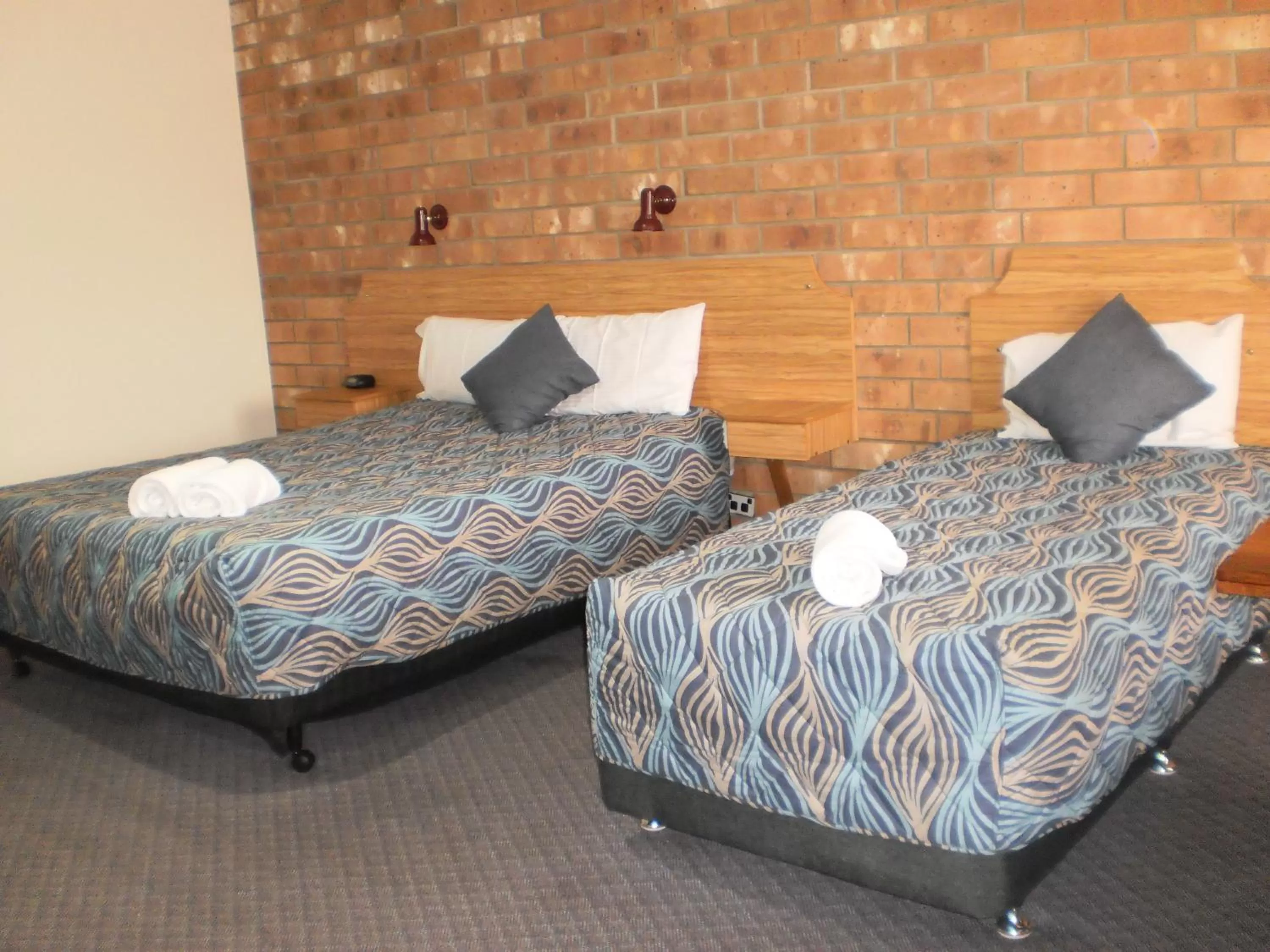 Bed in Motel Goolwa