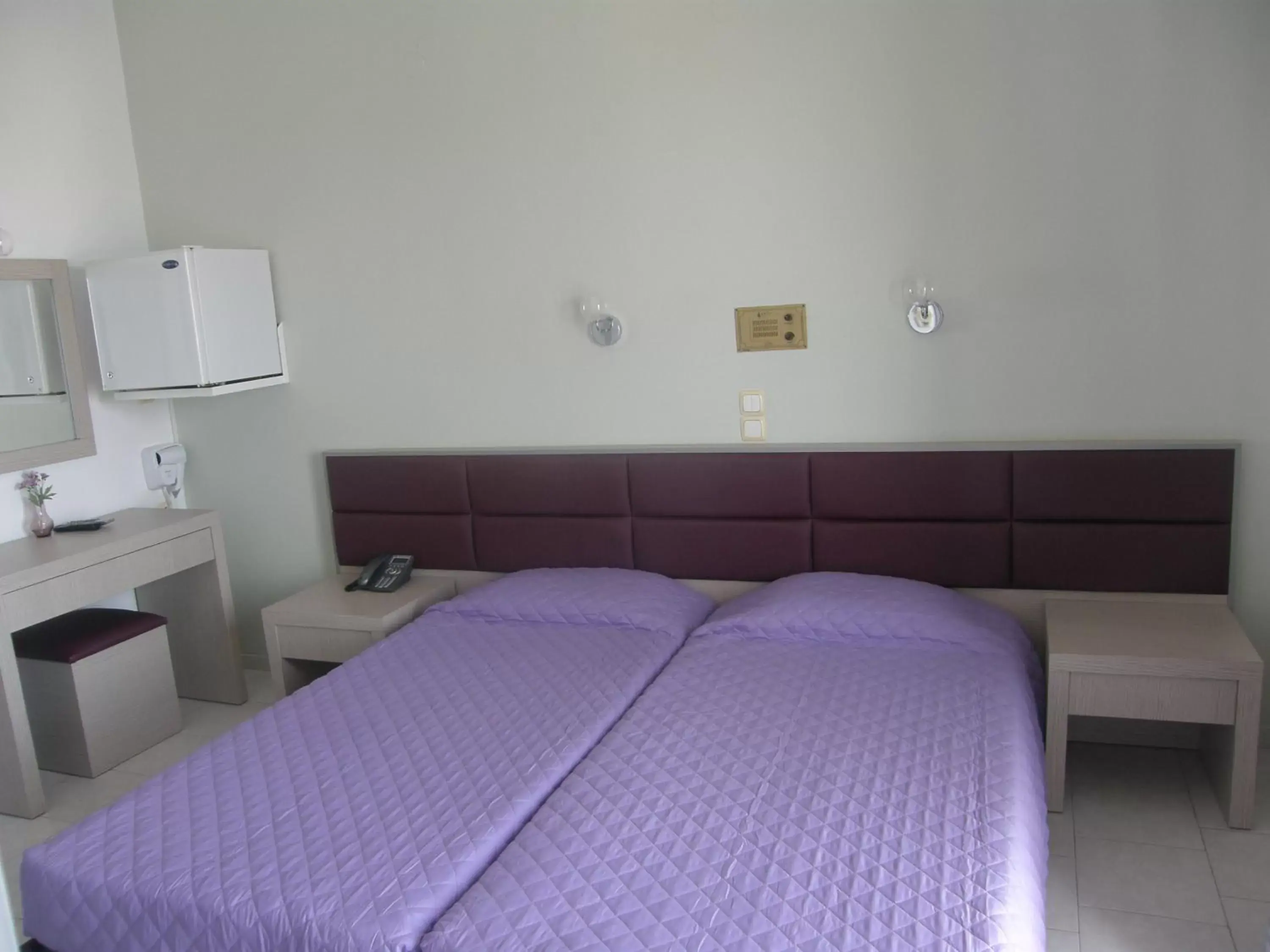 Double or Twin Room with Extra Bed in Megim Hotel Double or Twin Room with Extra Bed in Megim Hotel