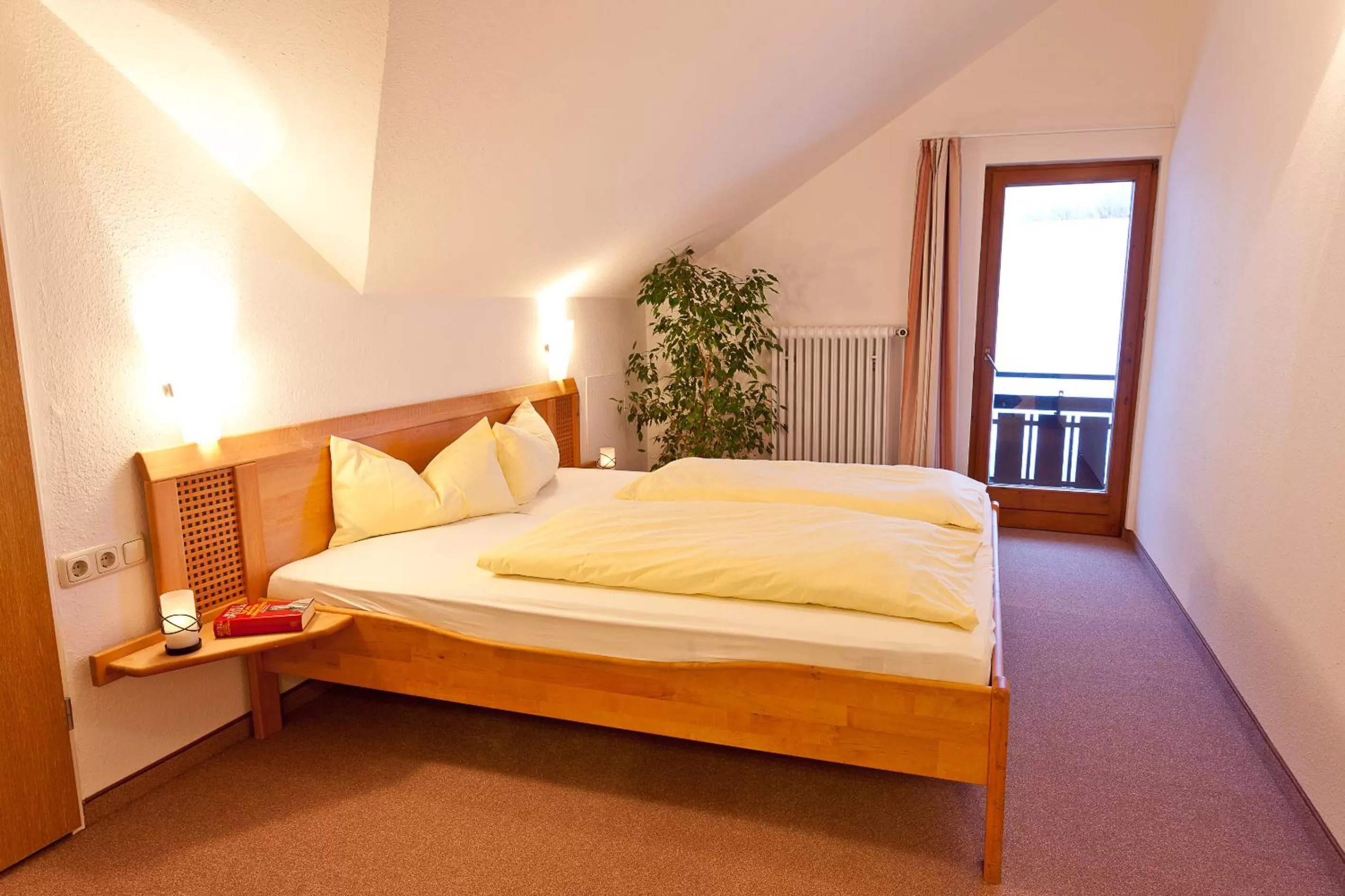 Bed in Familien- und Wellnesshotel "Viktoria"