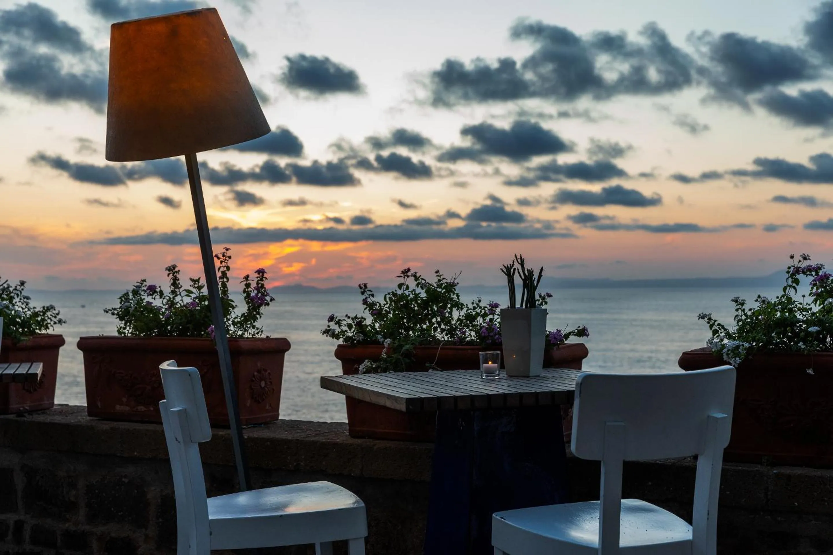Lounge or bar in Grand Hotel Cocumella