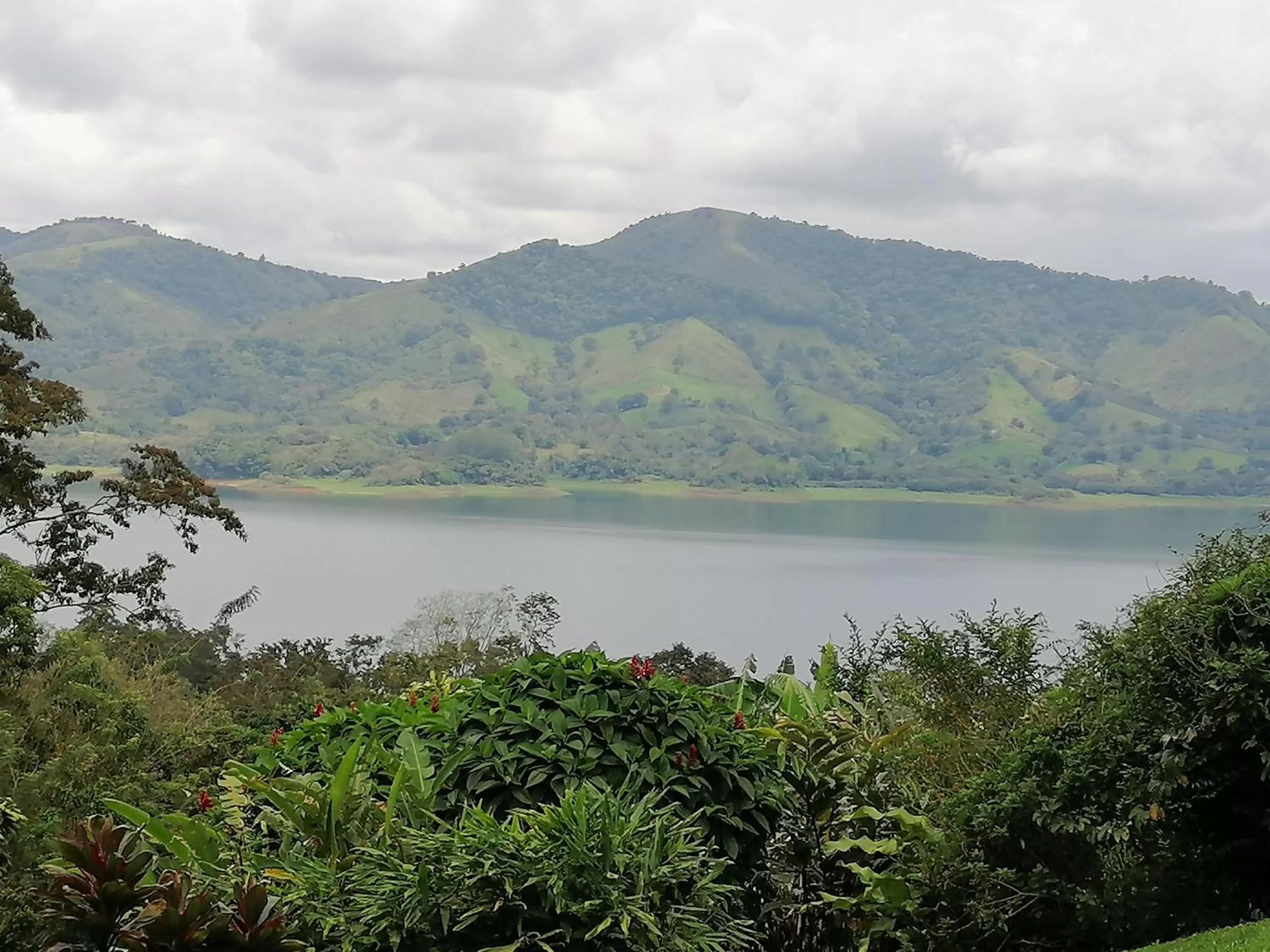 Natural landscape, Mountain View in La Ceiba Tree Lodge