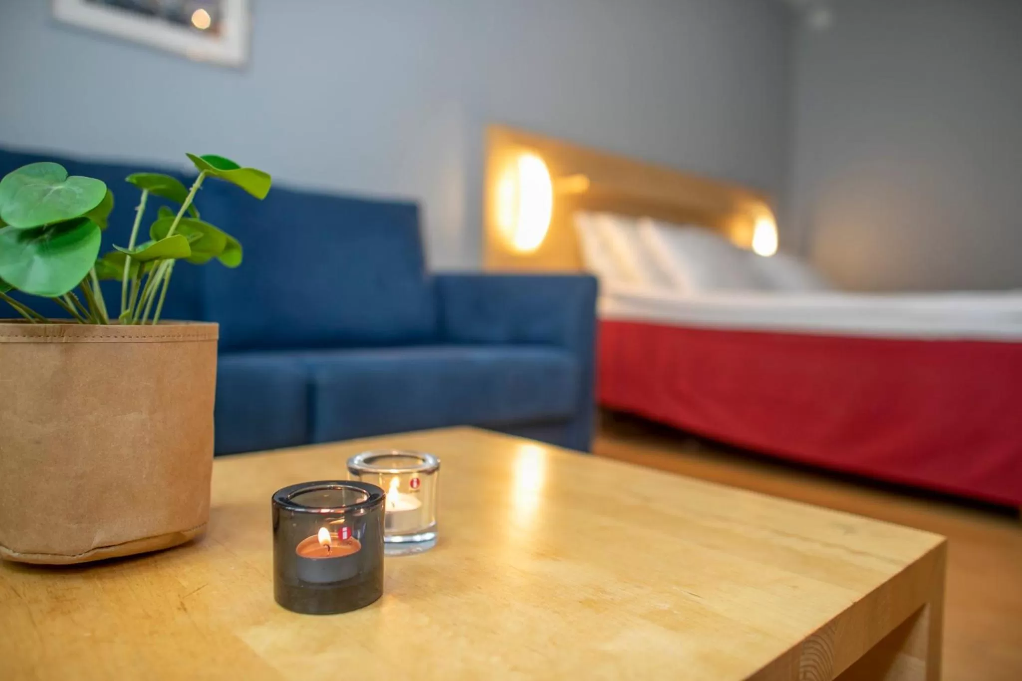 Decorative detail, Bed in Hotel Uusikuu