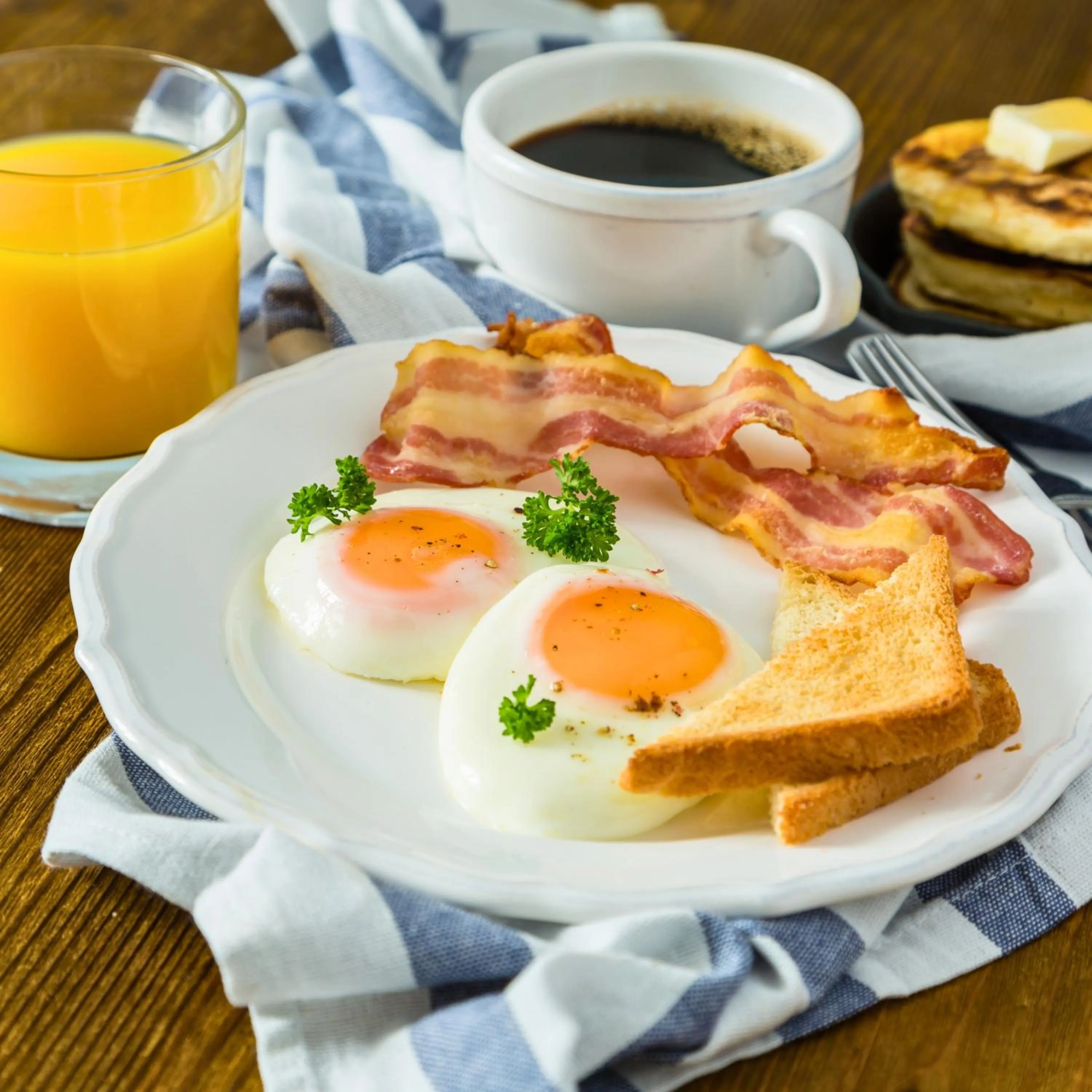 Continental breakfast in Chateau 9 Apartments by Adrez