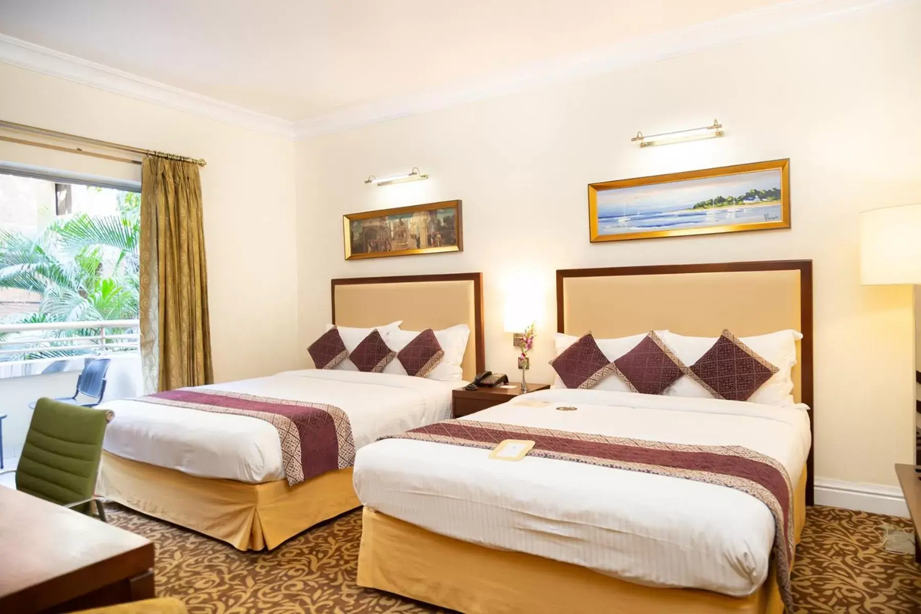 Queen Queen Room in Royal Park Residence Hotel Queen Queen Room in Royal Park Residence Hotel