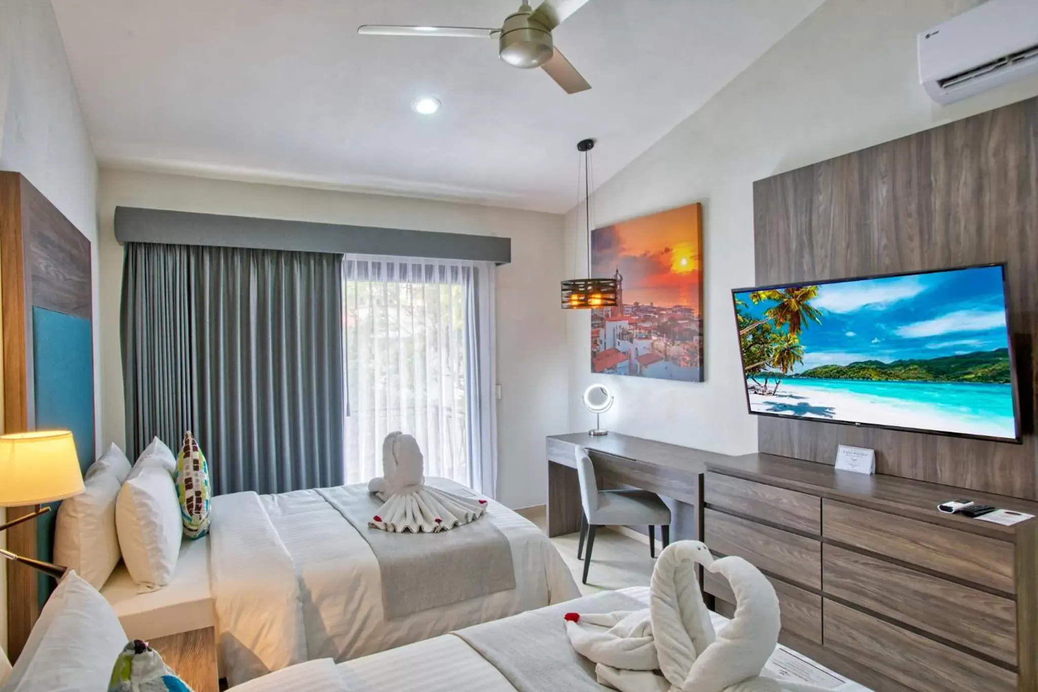 Quadruple Room with Private Bathroom in Casa Nicole Boutique Hotel Quadruple Room with Private Bathroom in Casa Nicole Boutique Hotel