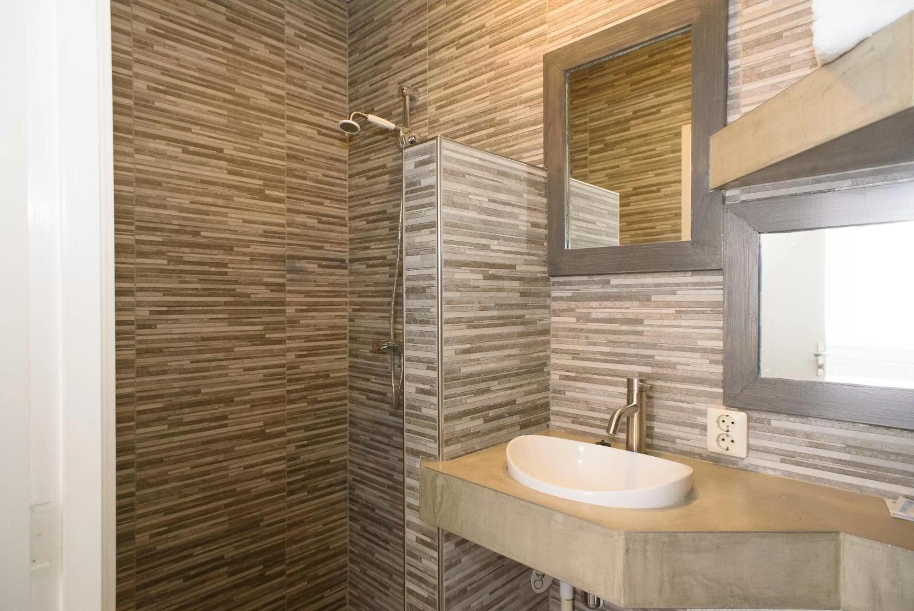 Bathroom in Hotel Buren