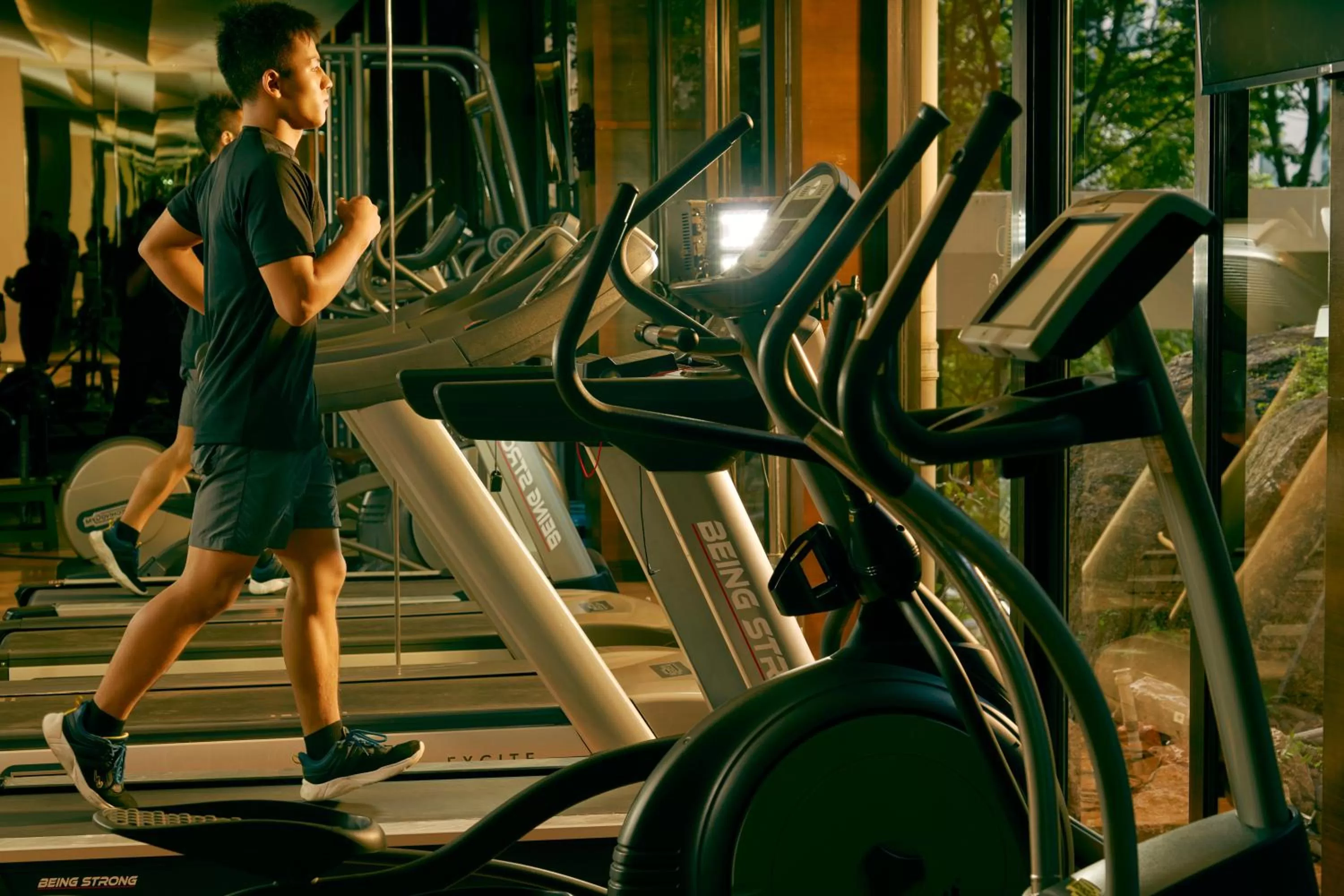 Fitness centre/facilities in Hyatt Hyderabad Gachibowli