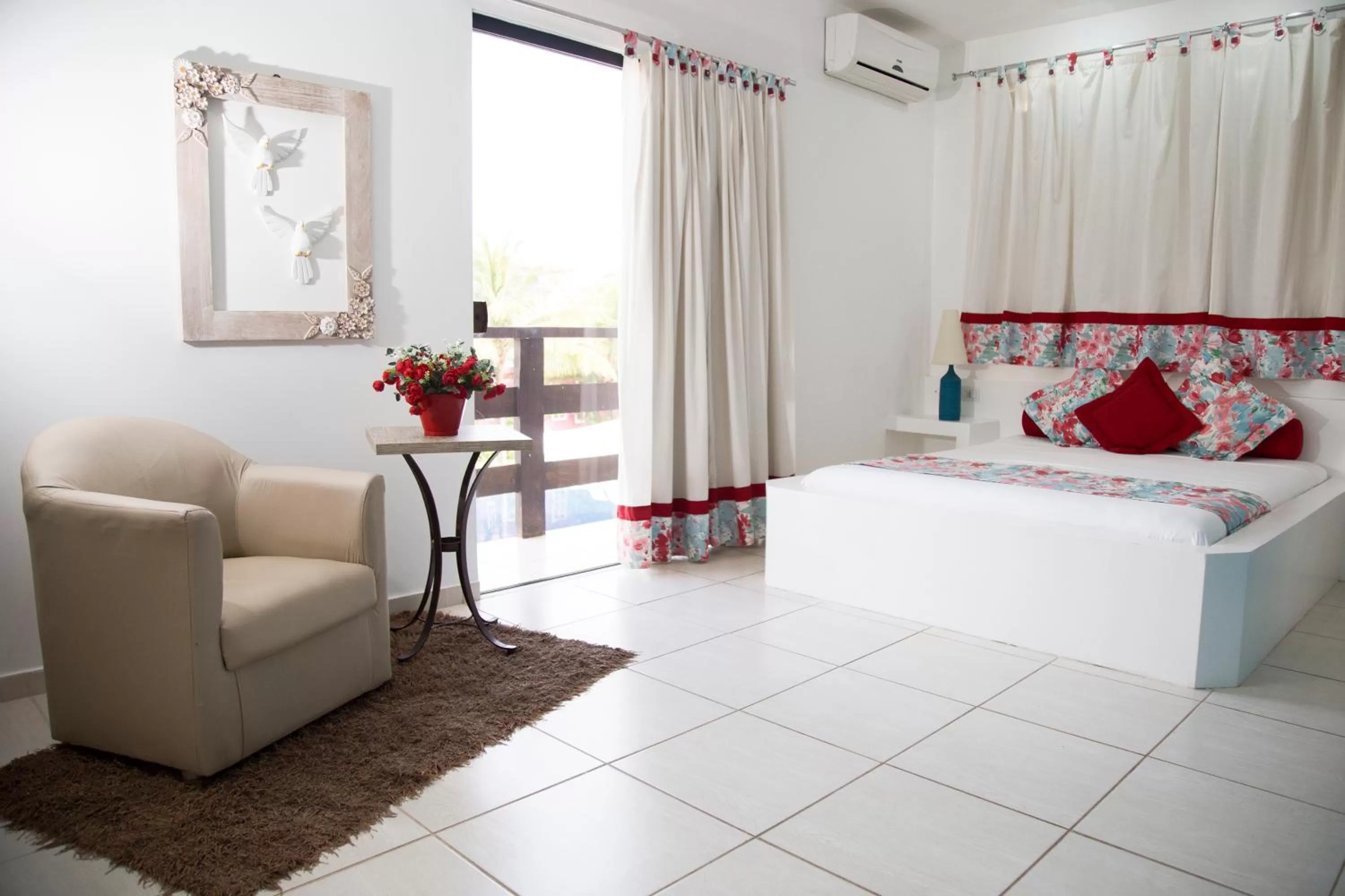 Photo of the whole room in Hospedaria Entre Amigos