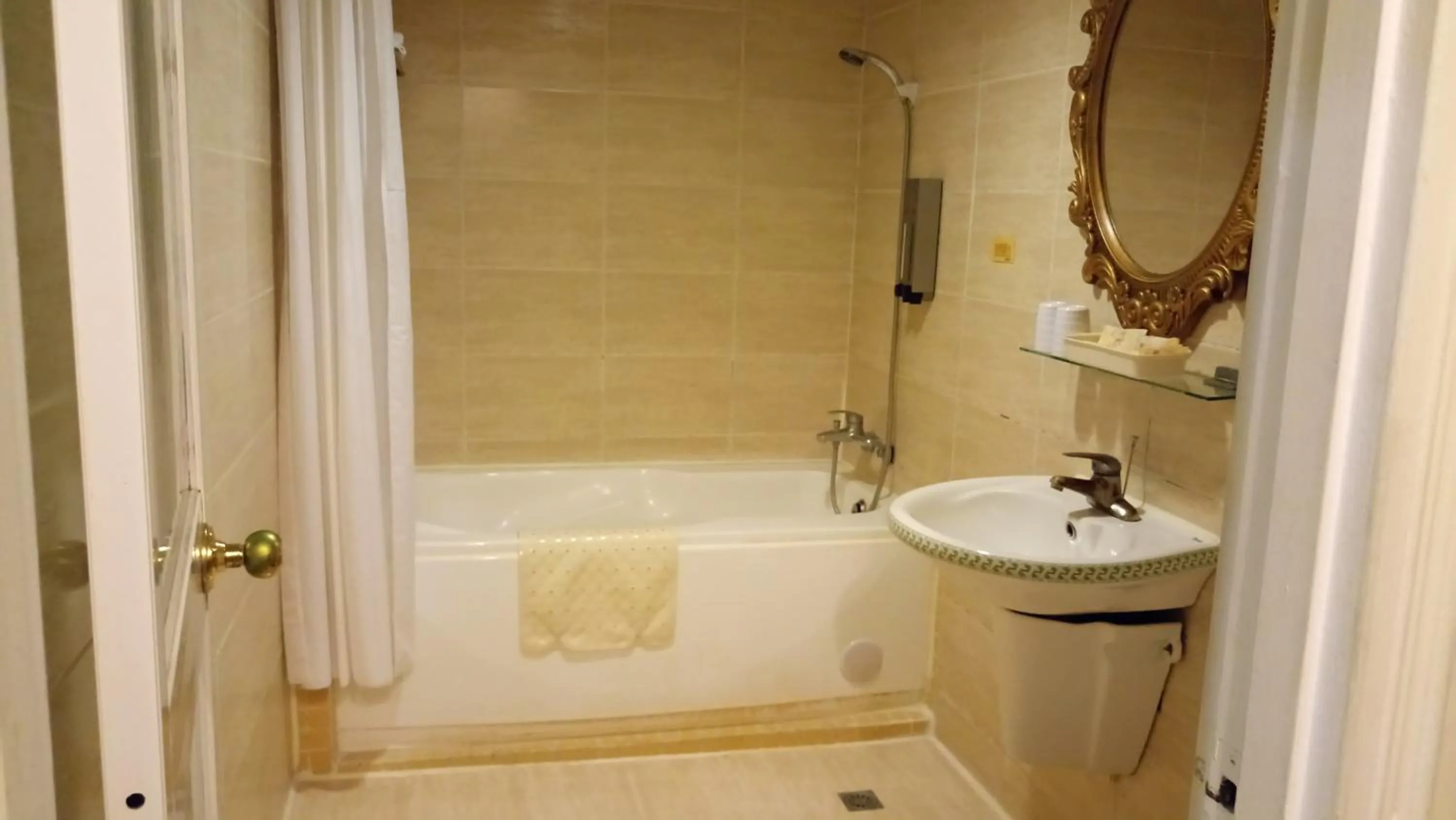 Superior Double Room in 苓雅大飯店 Lingyea Hotel