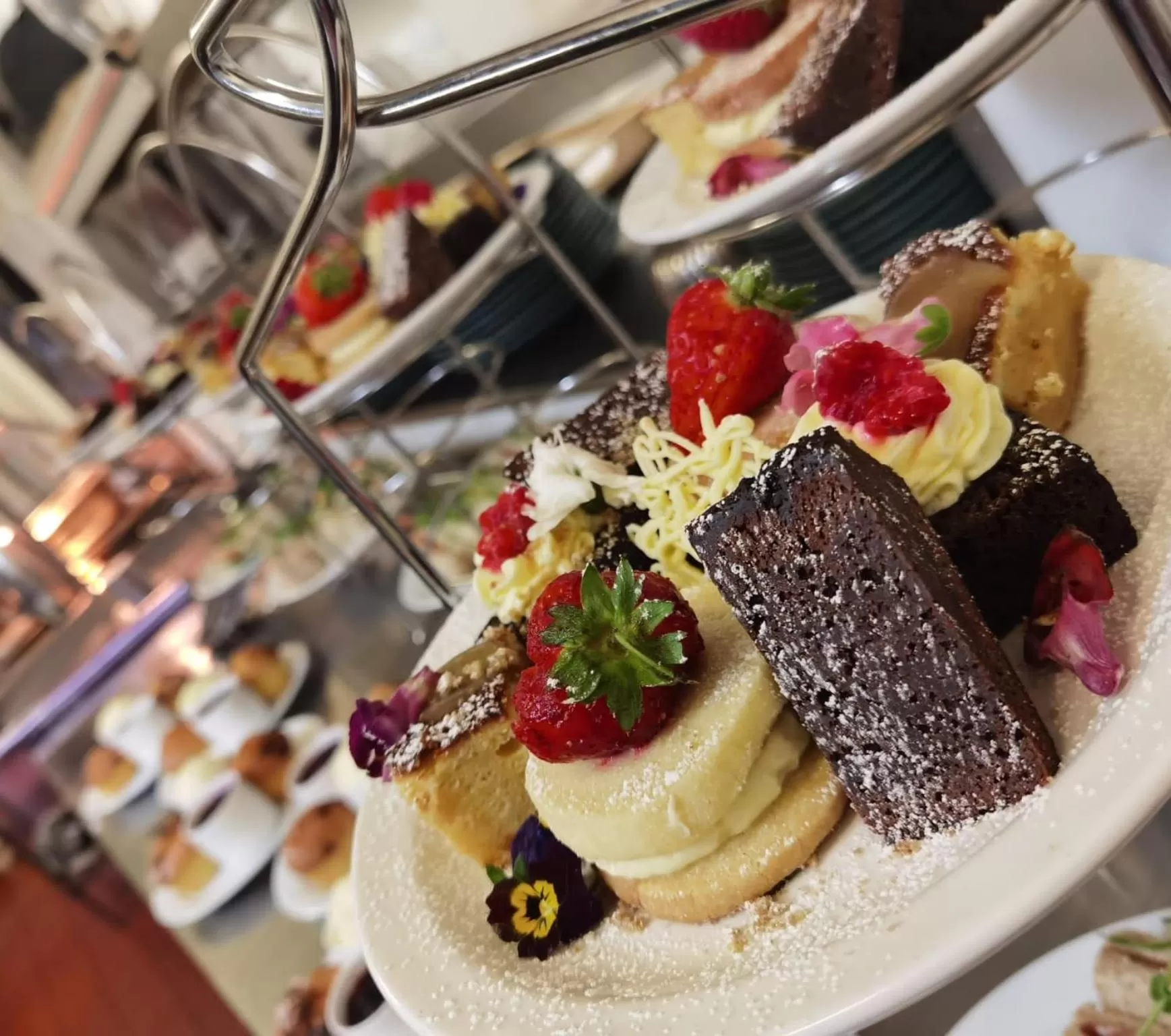 Food and drinks in Garth Hotel