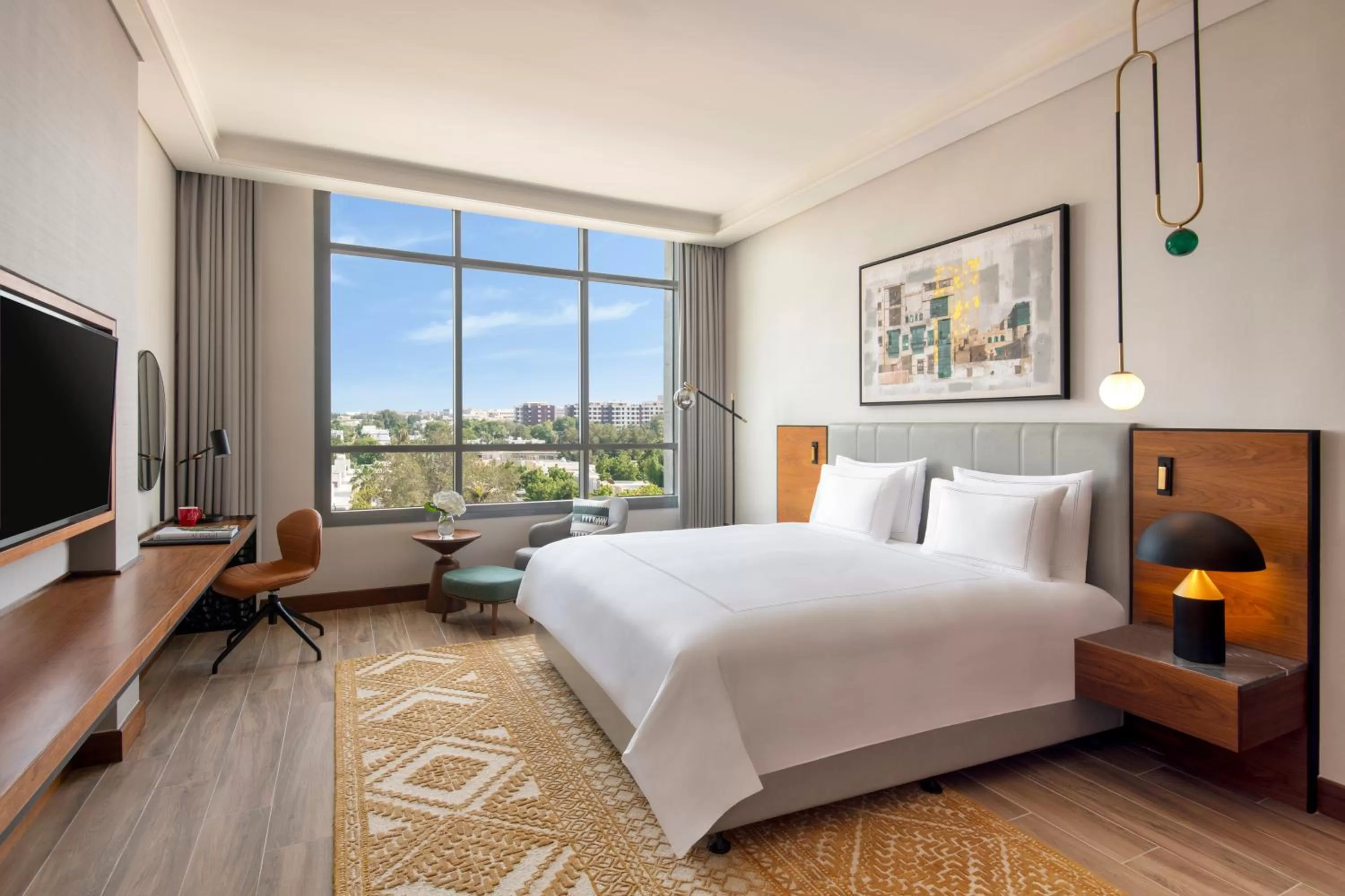 Shower, Bed in Swissotel Living Jeddah