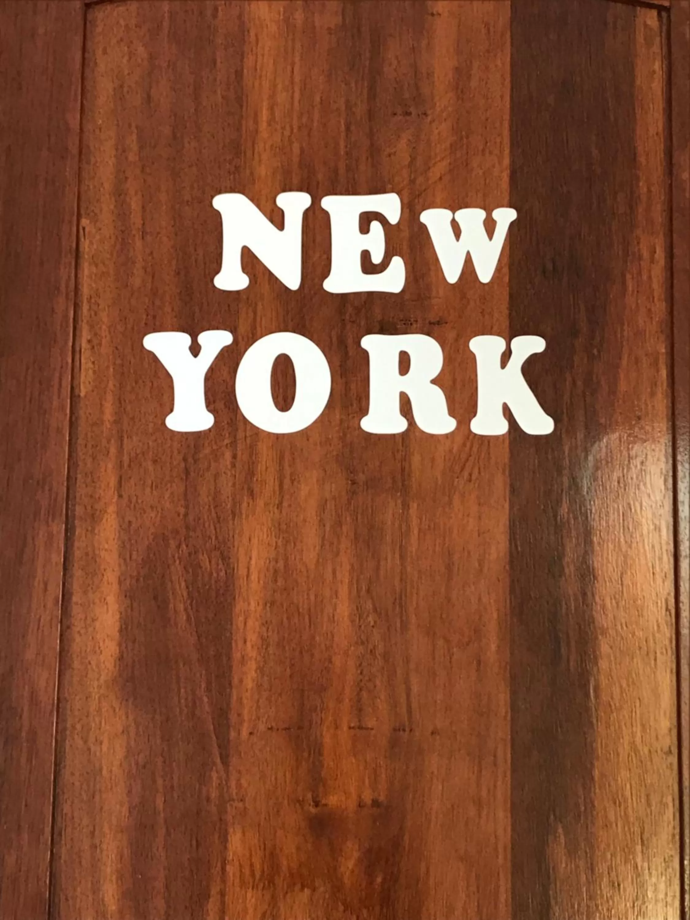 Decorative detail in Blue eagle