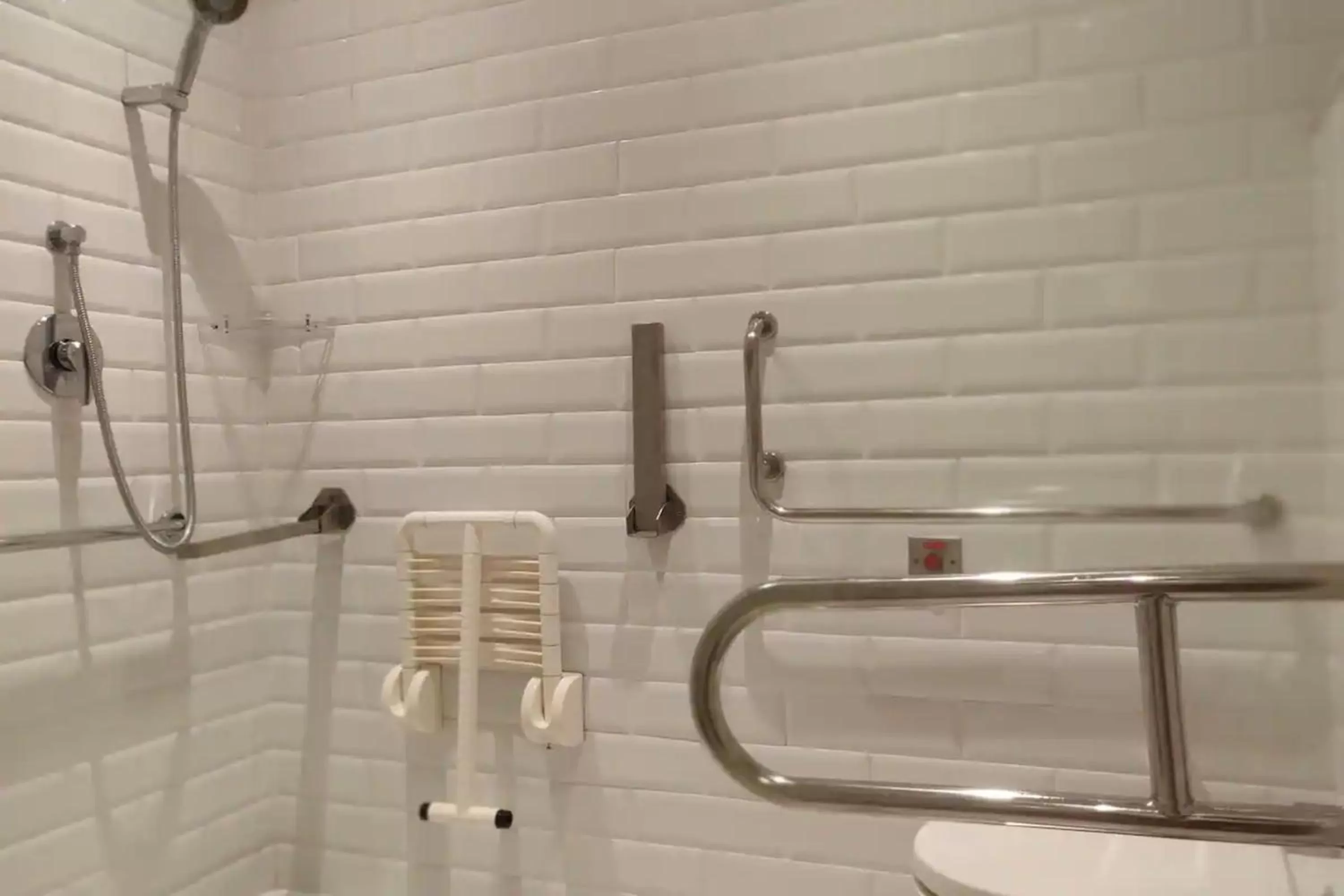 Bathroom in Holiday Inn Express Ahmedabad Prahlad Nagar by IHG