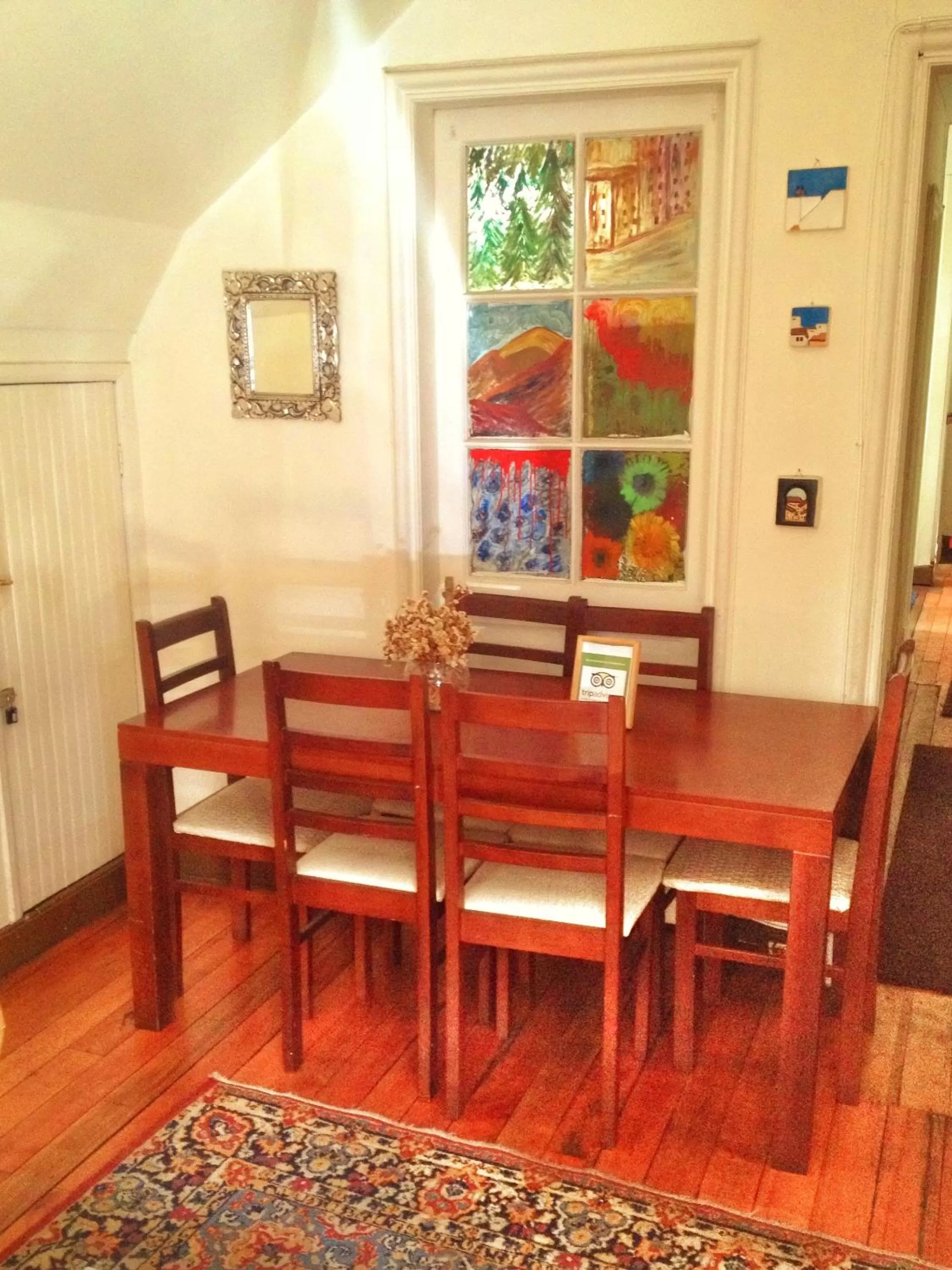 Restaurant/places to eat, Dining Area in Tralkan B&B