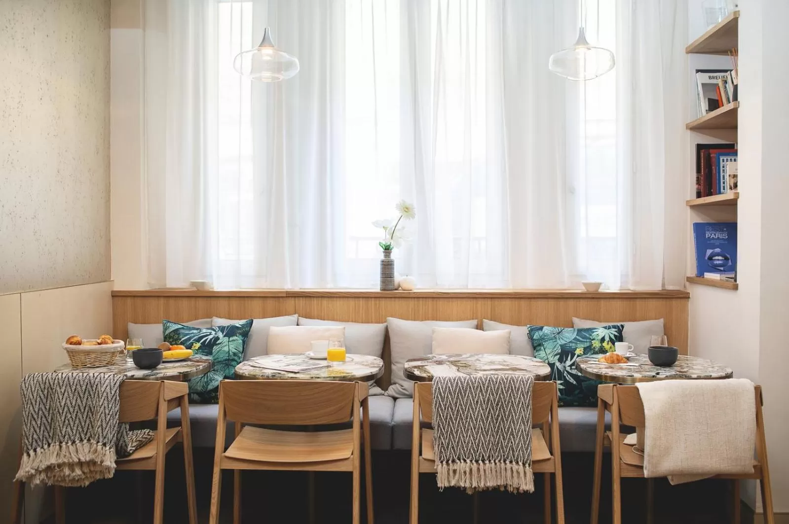 Breakfast in Hotel Opéra Marigny