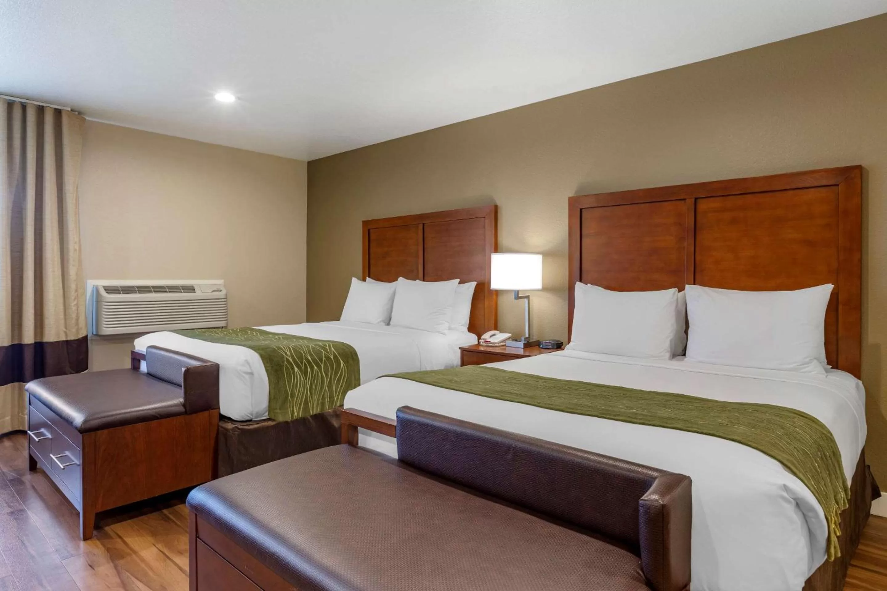 Photo of the whole room, Bed in Comfort Inn Bishop