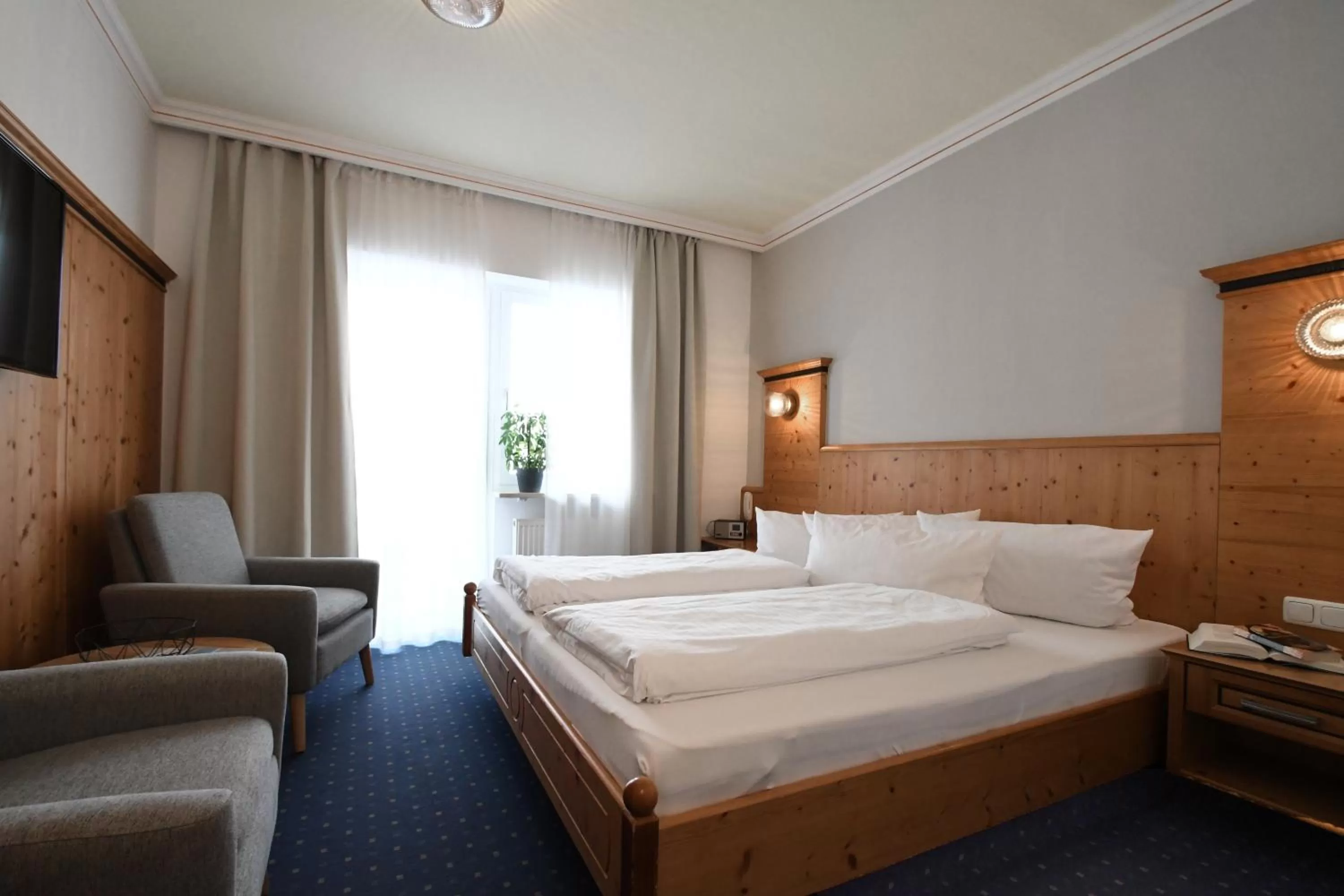 Bed in Hotel Sonnenhof - Superior