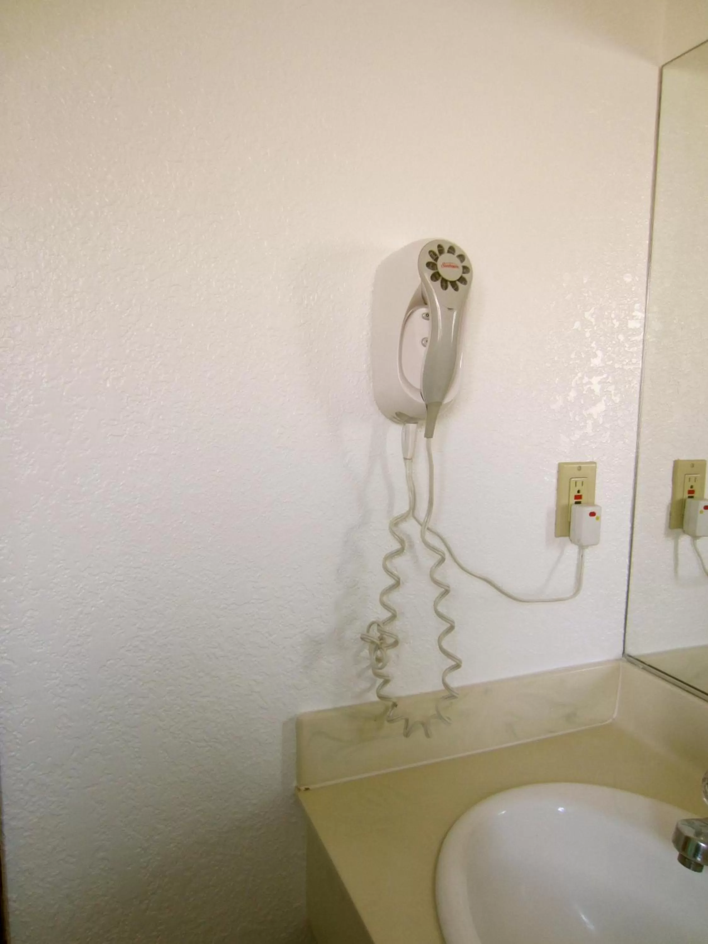 Bathroom in Deluxe Inn Redwood City