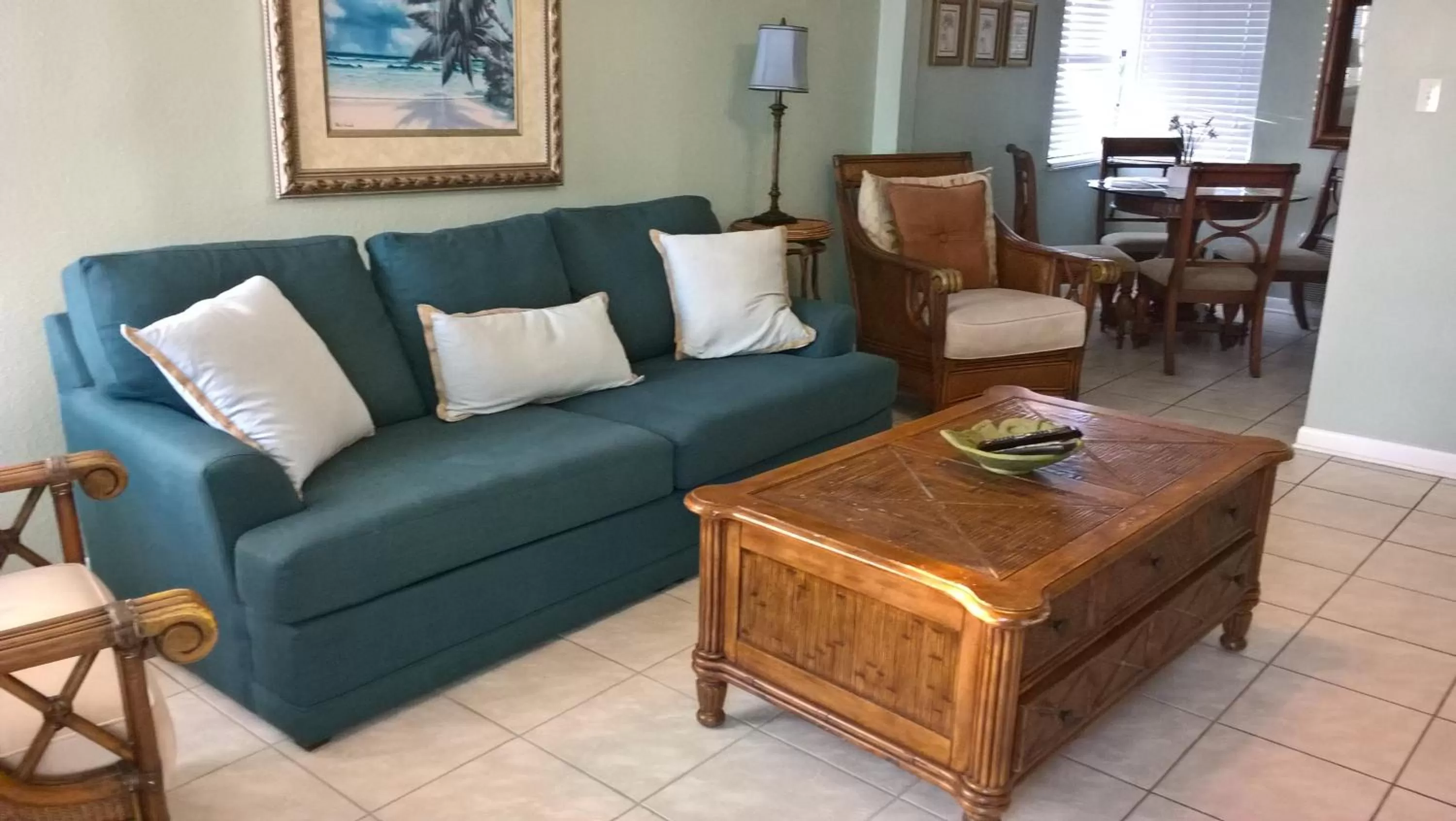 One-Bedroom Apartment Fits 4 People in Royal North Beach