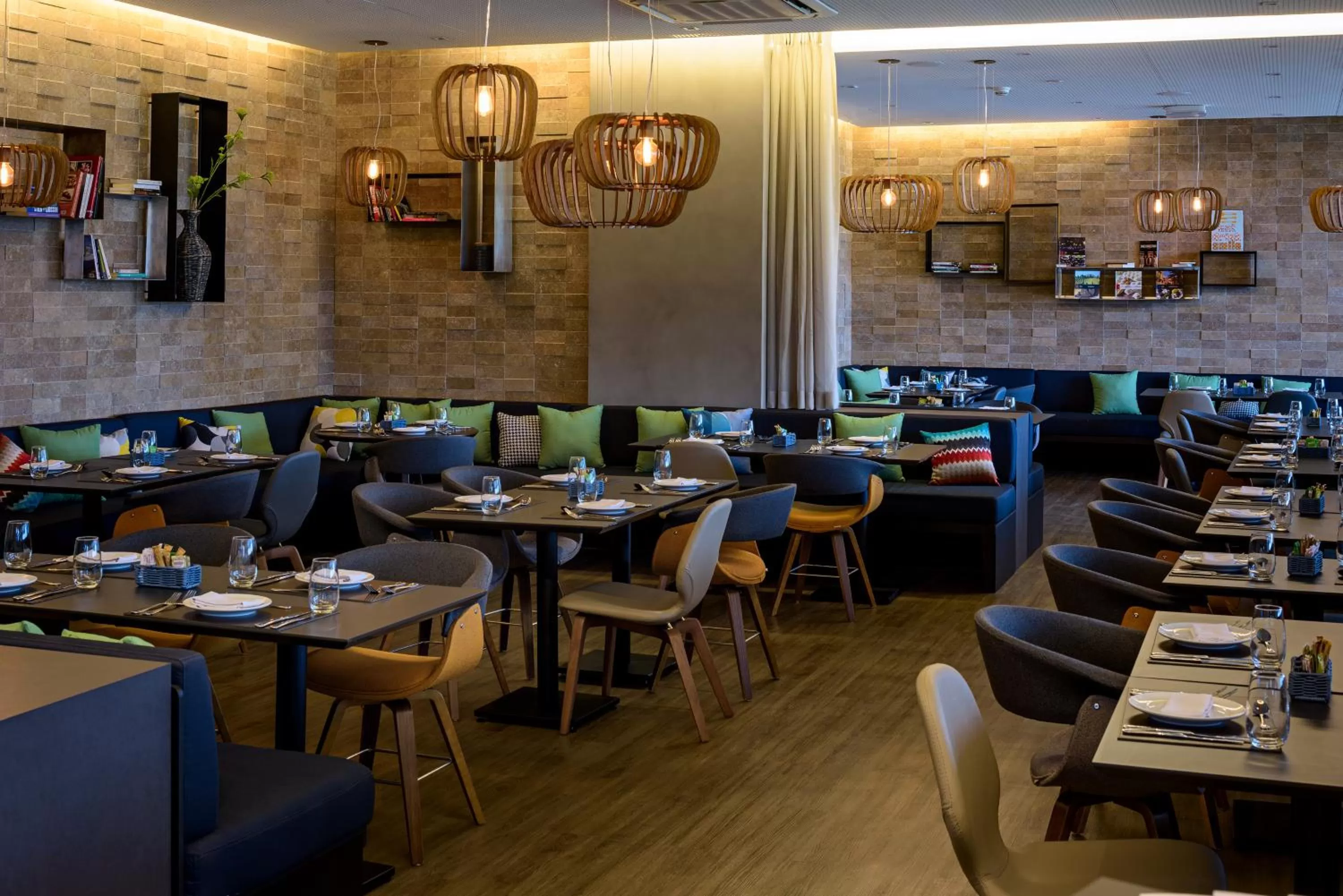 Restaurant/places to eat in Novotel Sorocaba