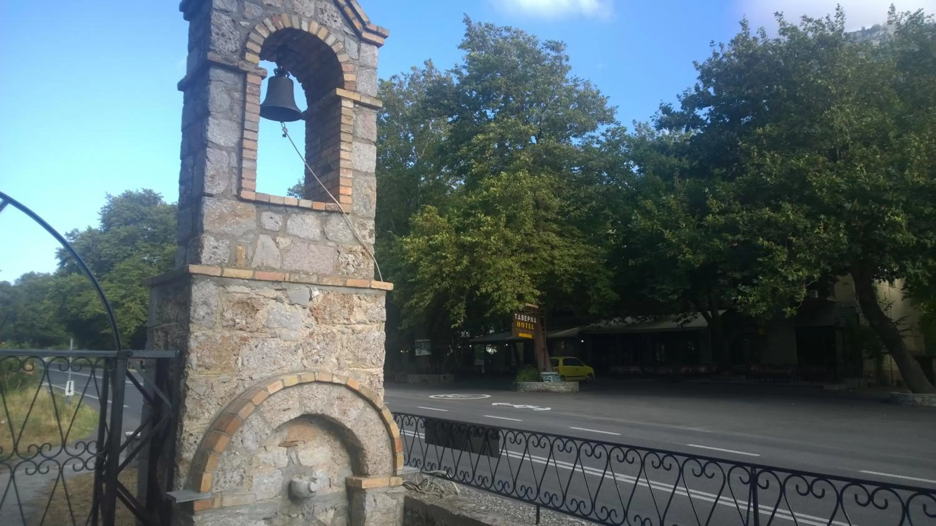 Nearby landmark in Hani Zemenou