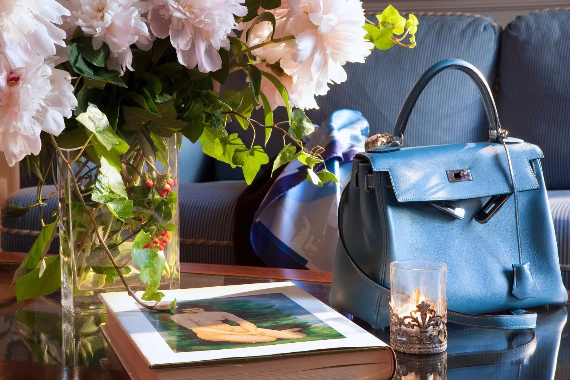 Decorative detail in Hotel d'Angleterre