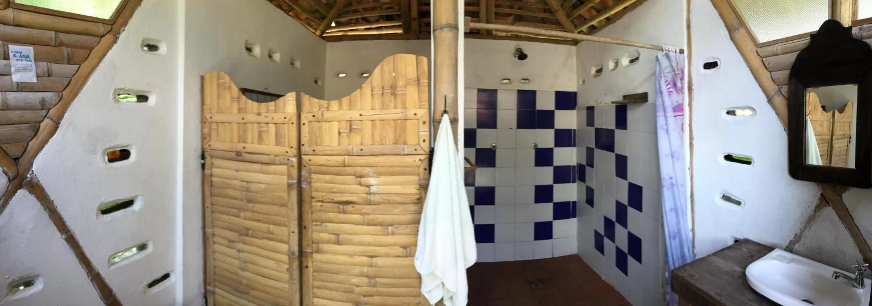 Bathroom in Hotel La Casa de Francois