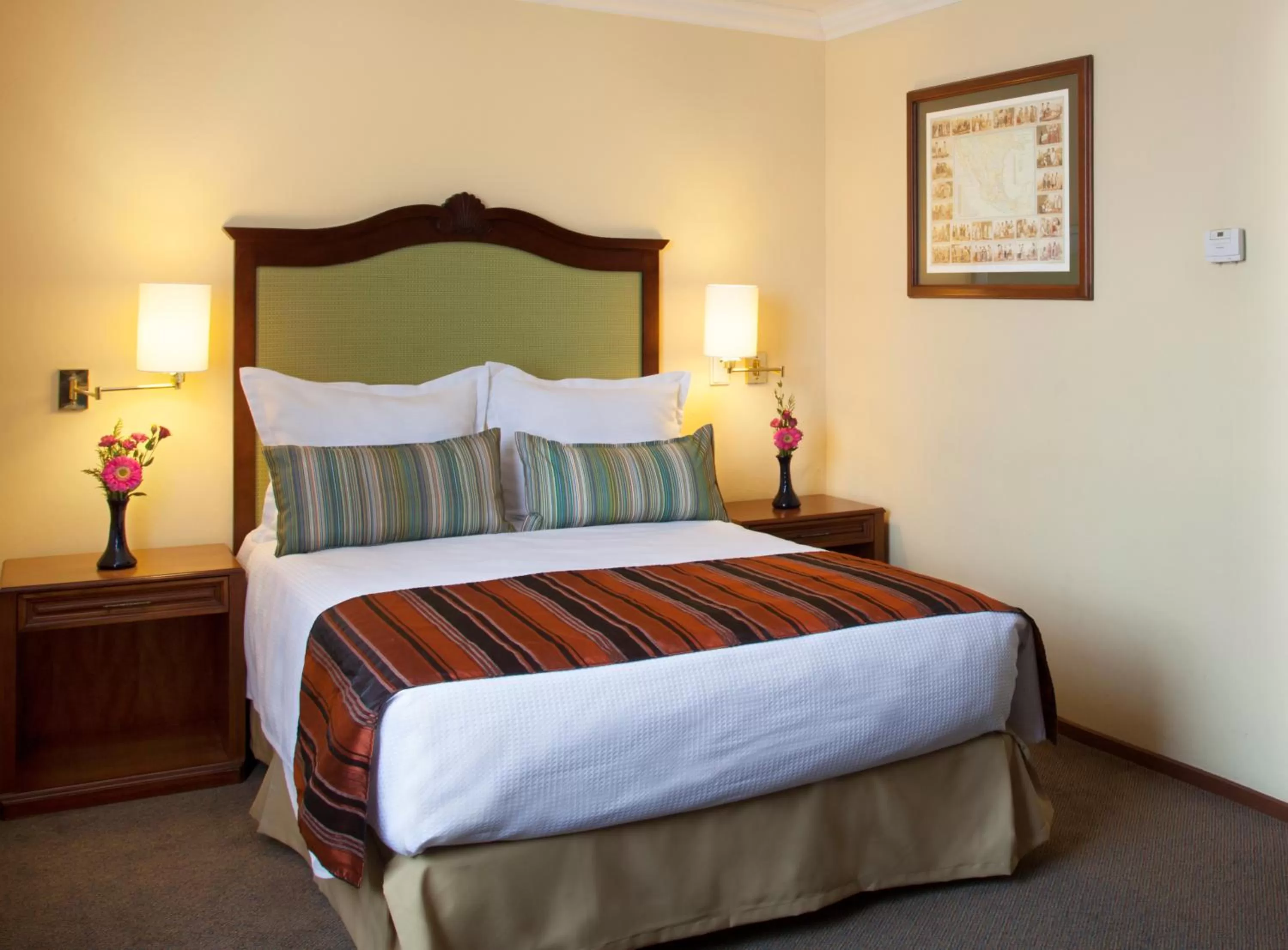 Photo of the whole room, Bed in Hotel Francia Aguascalientes