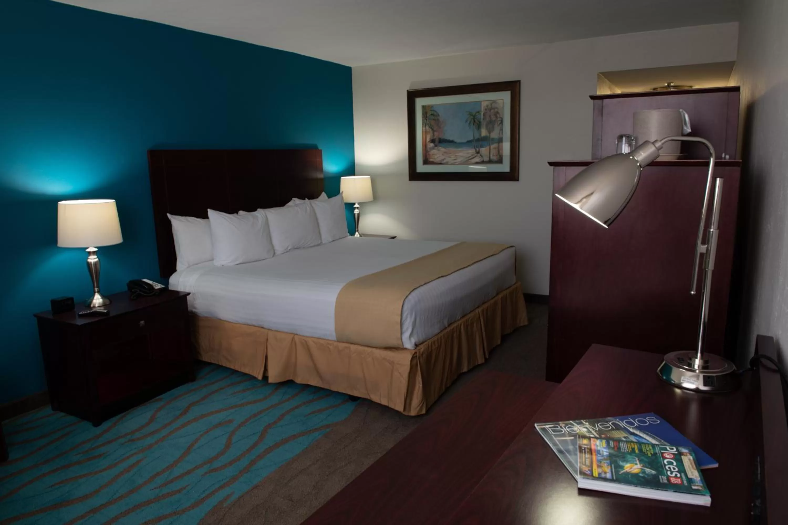 Photo of the whole room, Bed in Spark by Hilton Ponce