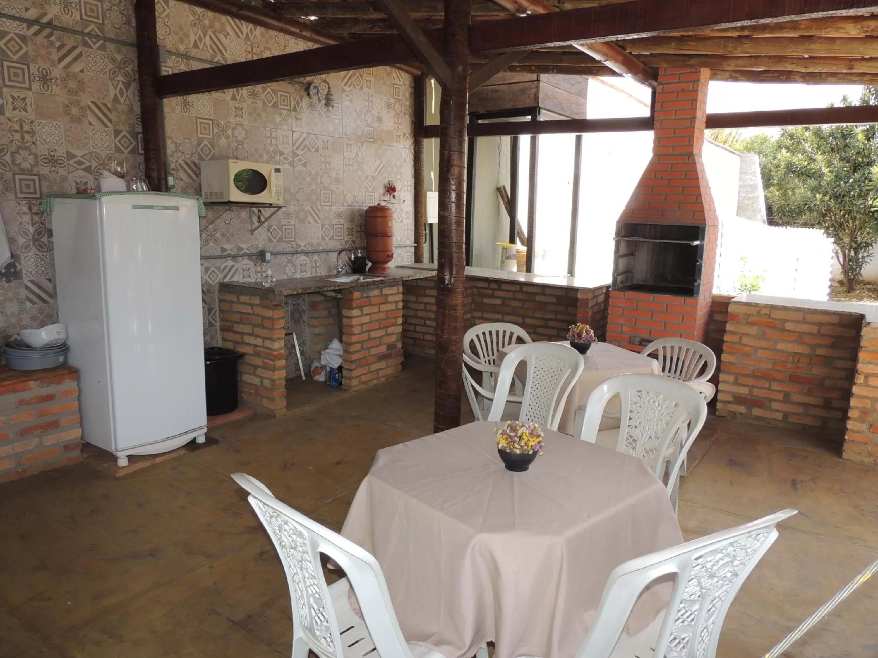 Property building, BBQ Facilities in Pousada Caminho Dos Sinos