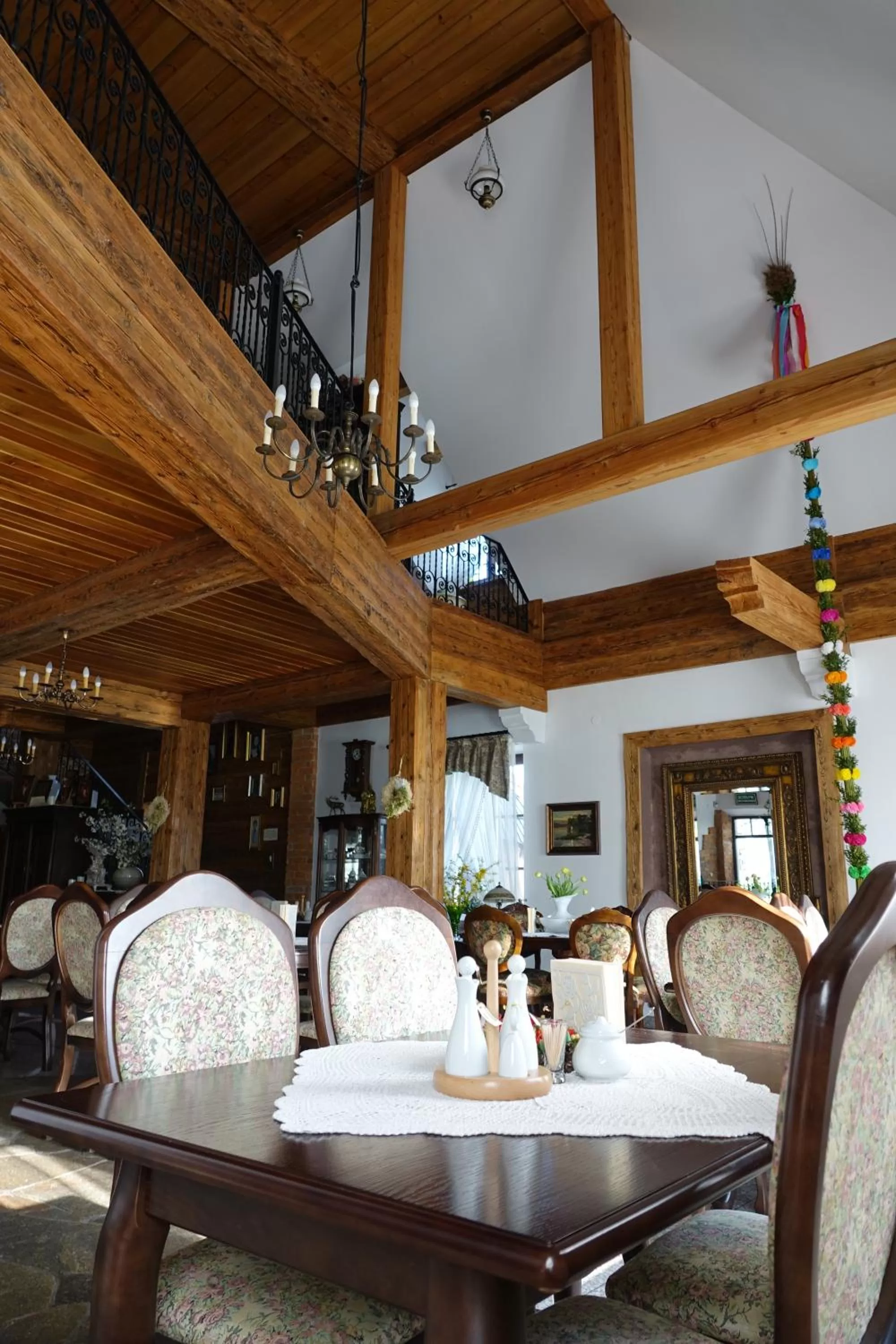 Restaurant/Places to Eat in Gościniec Dworski w Ropie
