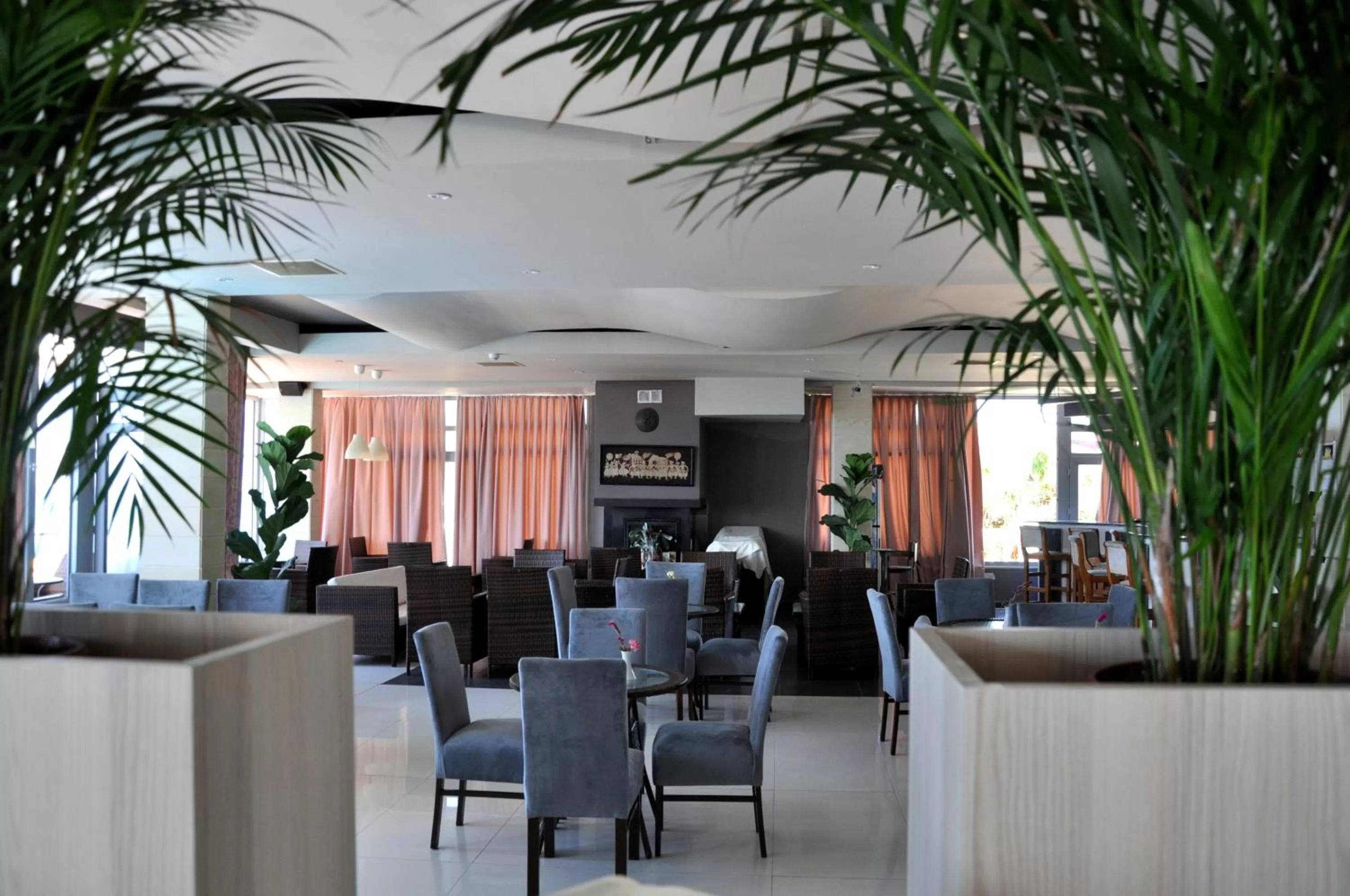 Restaurant/places to eat in Manolya Hotel