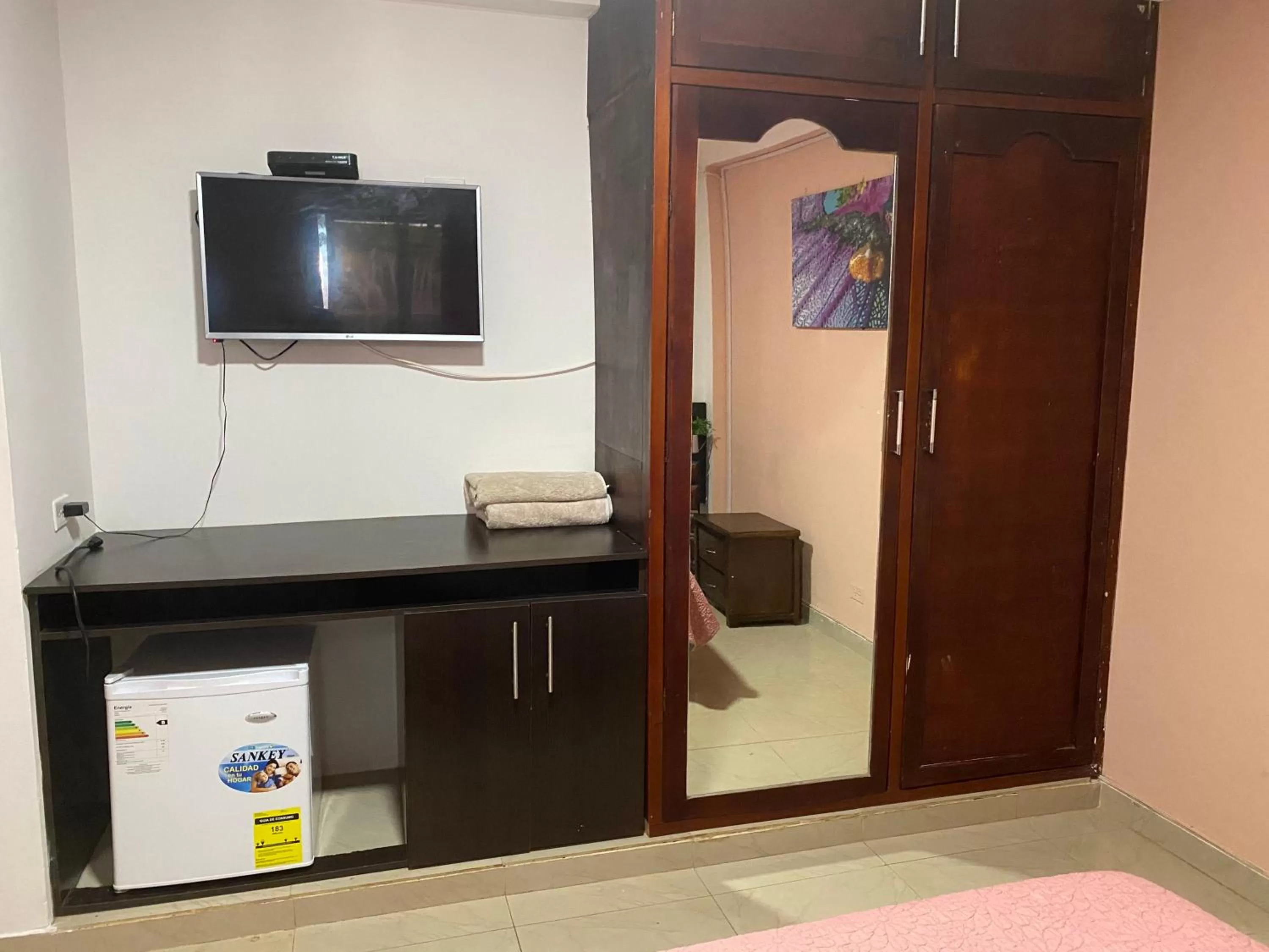 TV/Entertainment Center in Jackuri Casa Hospedaje