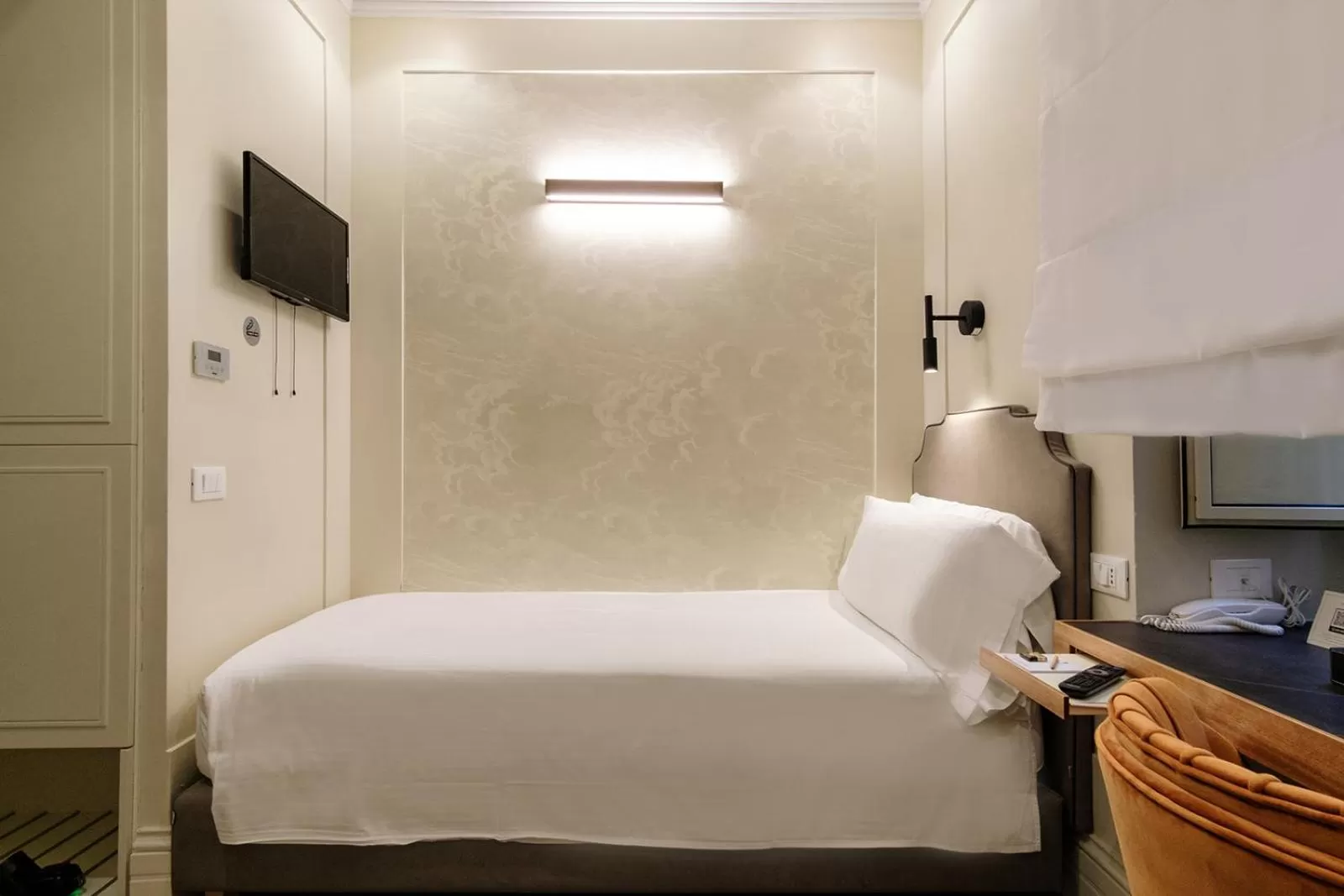 Bed in Hotel Smeraldo