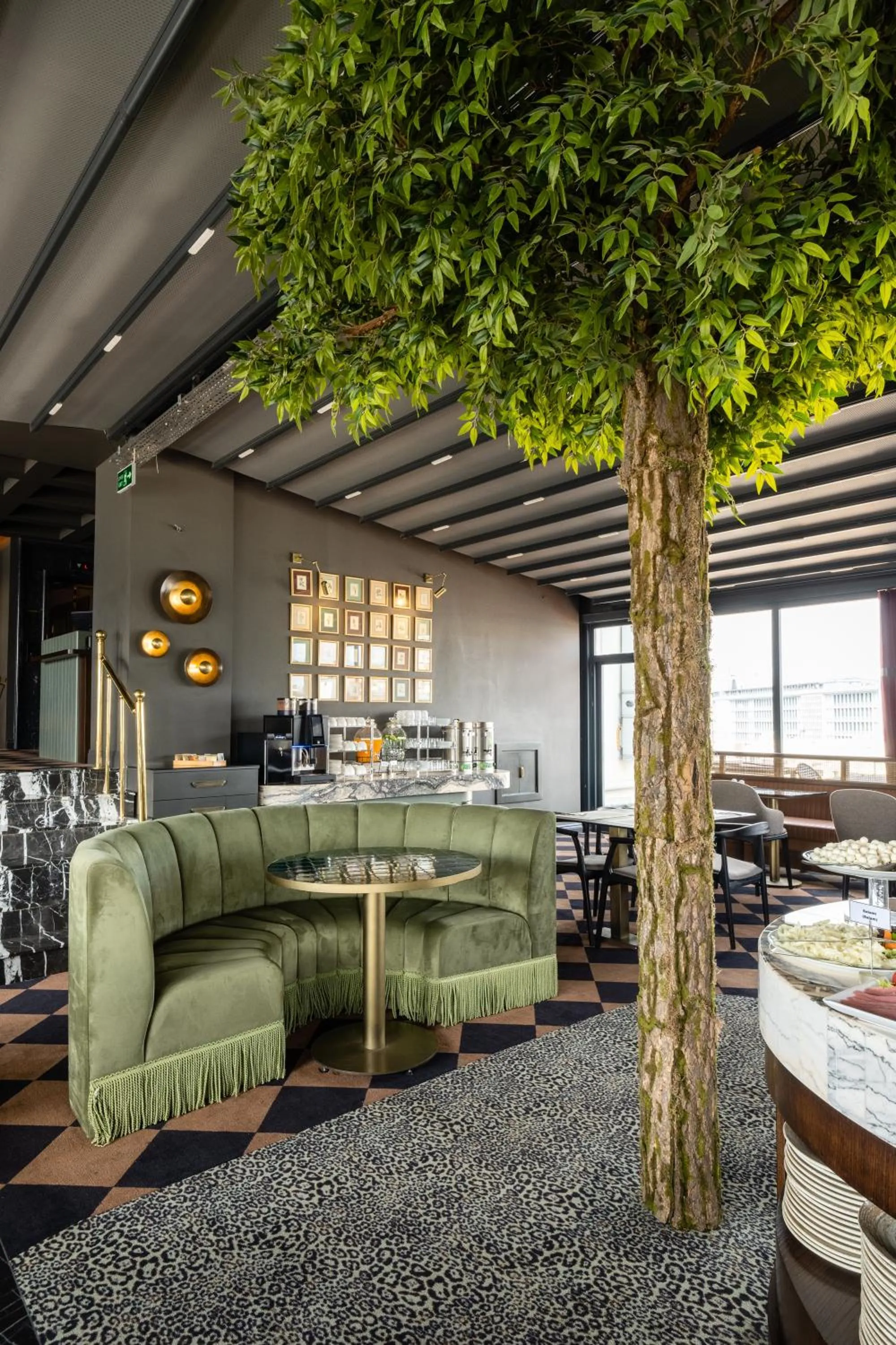 Restaurant/places to eat in Hotel Yigitalp Istanbul