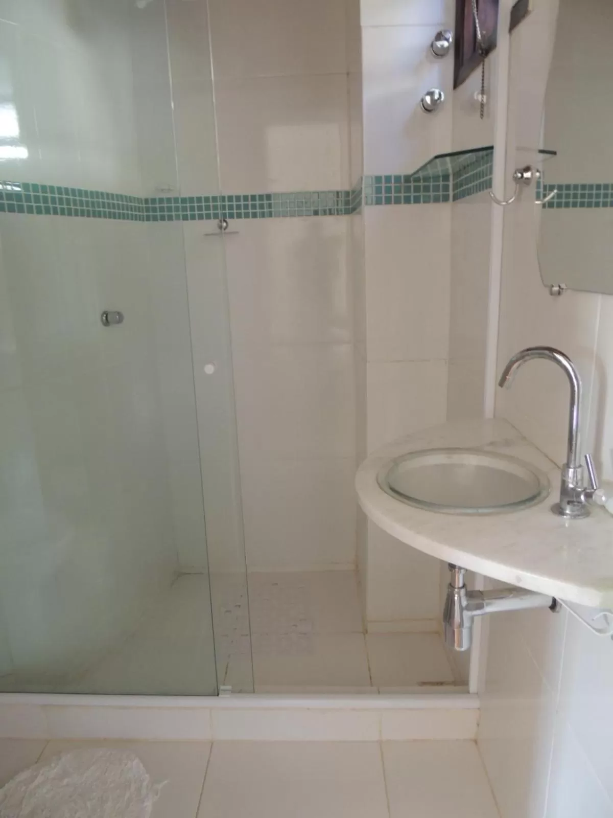 Bathroom in Pousada R.N.C. Nosso Paraíso