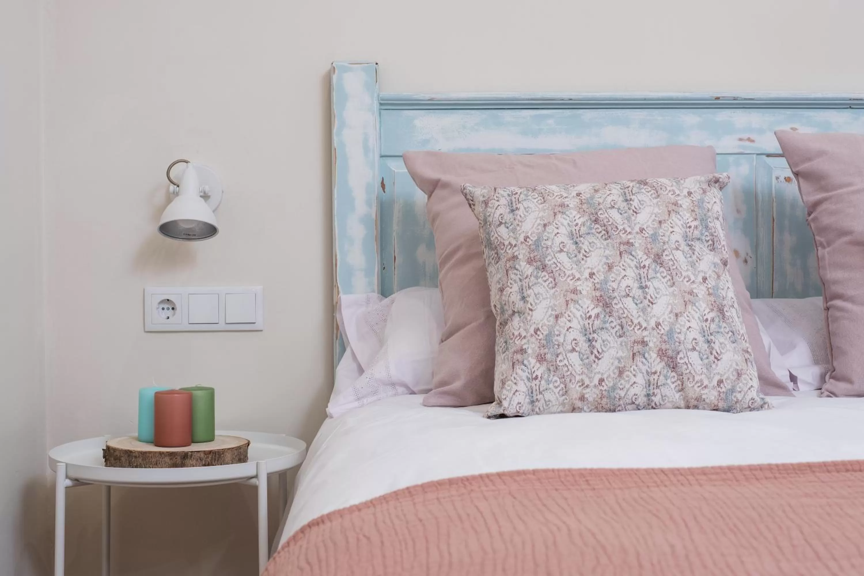 Bed in Hotel Bienvenidos Rooms Xàtiva