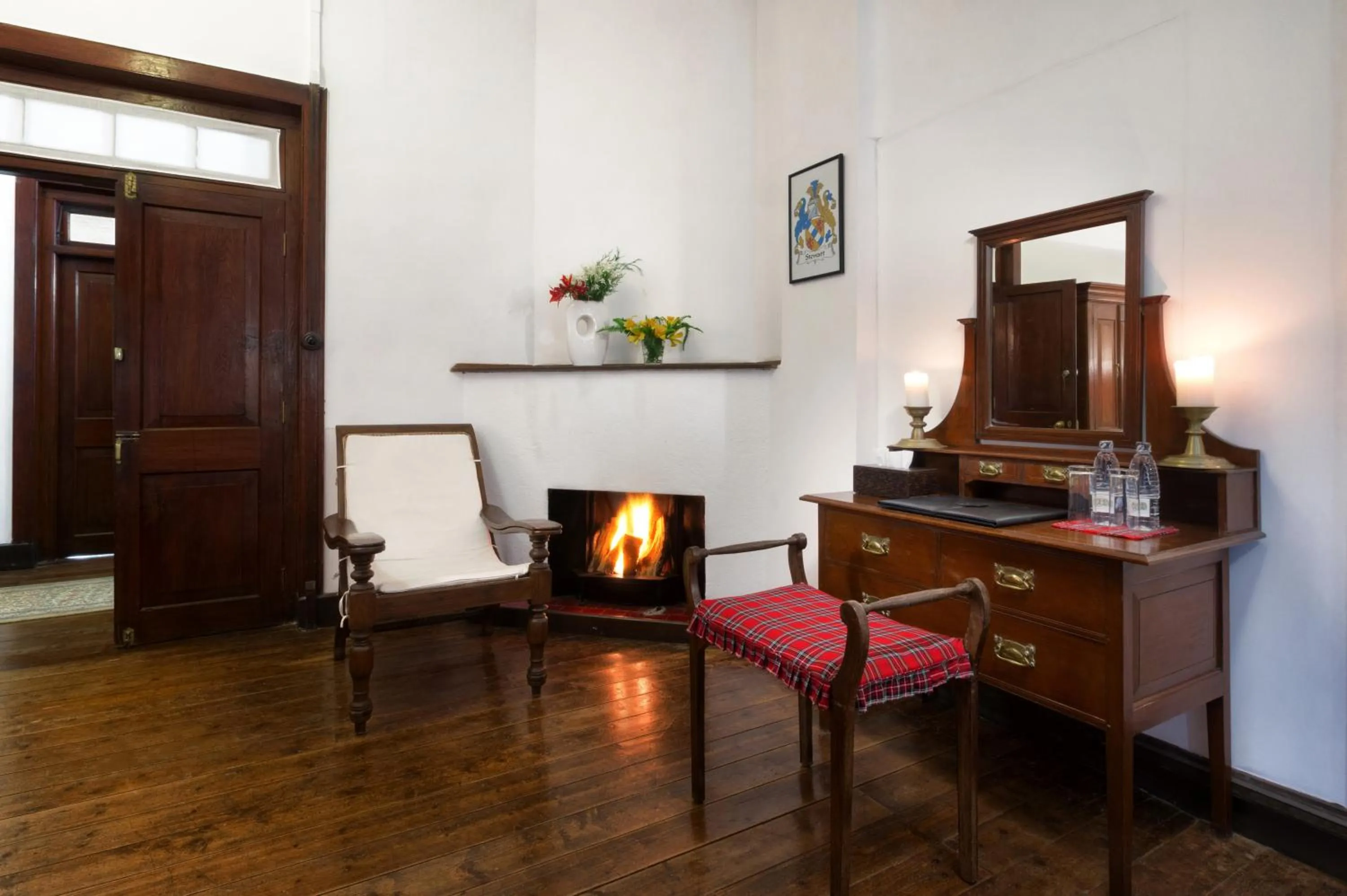 Day in Scottish Planter Bungalow- Thema Collection