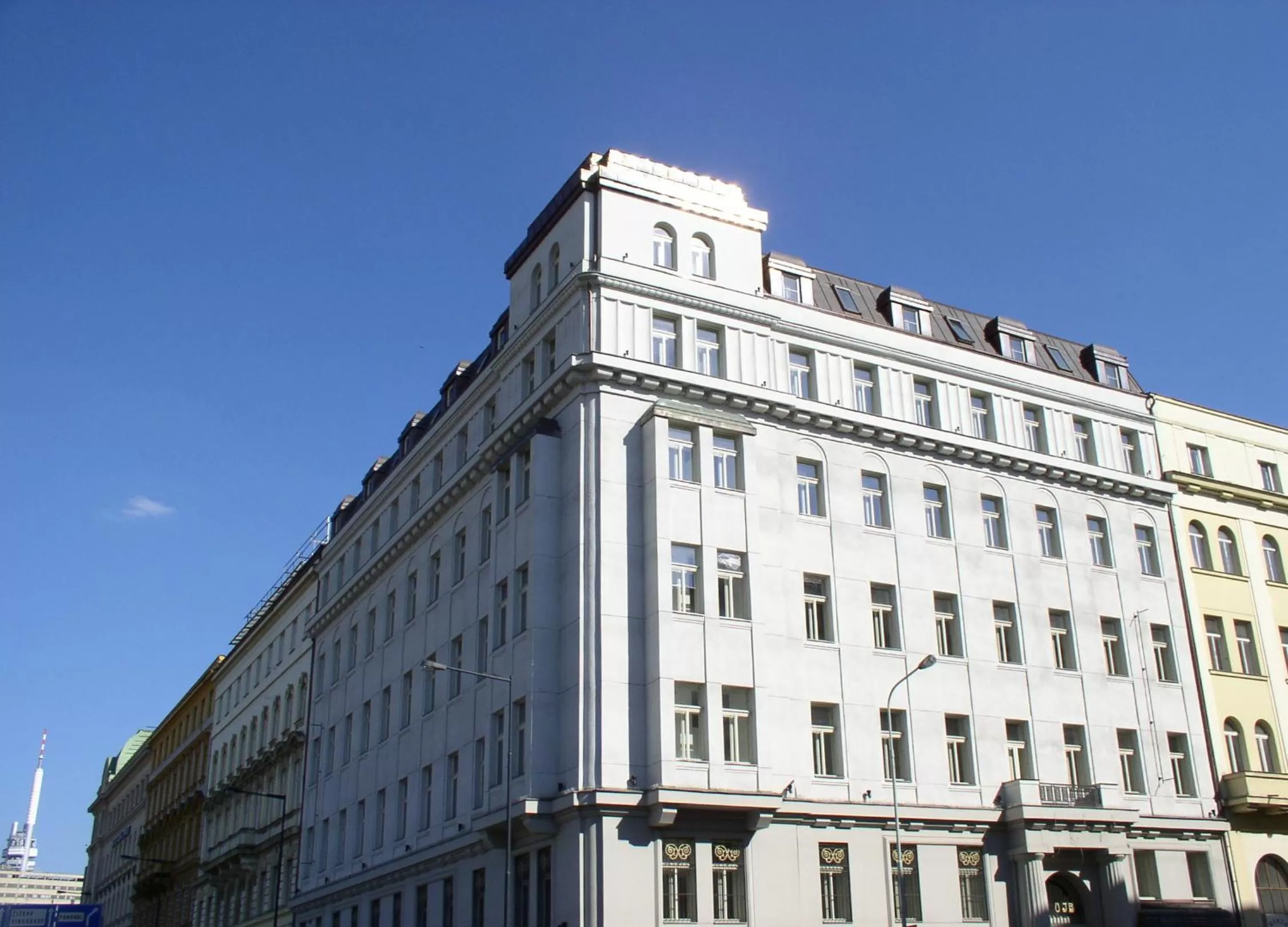 Property building in The Gold Bank